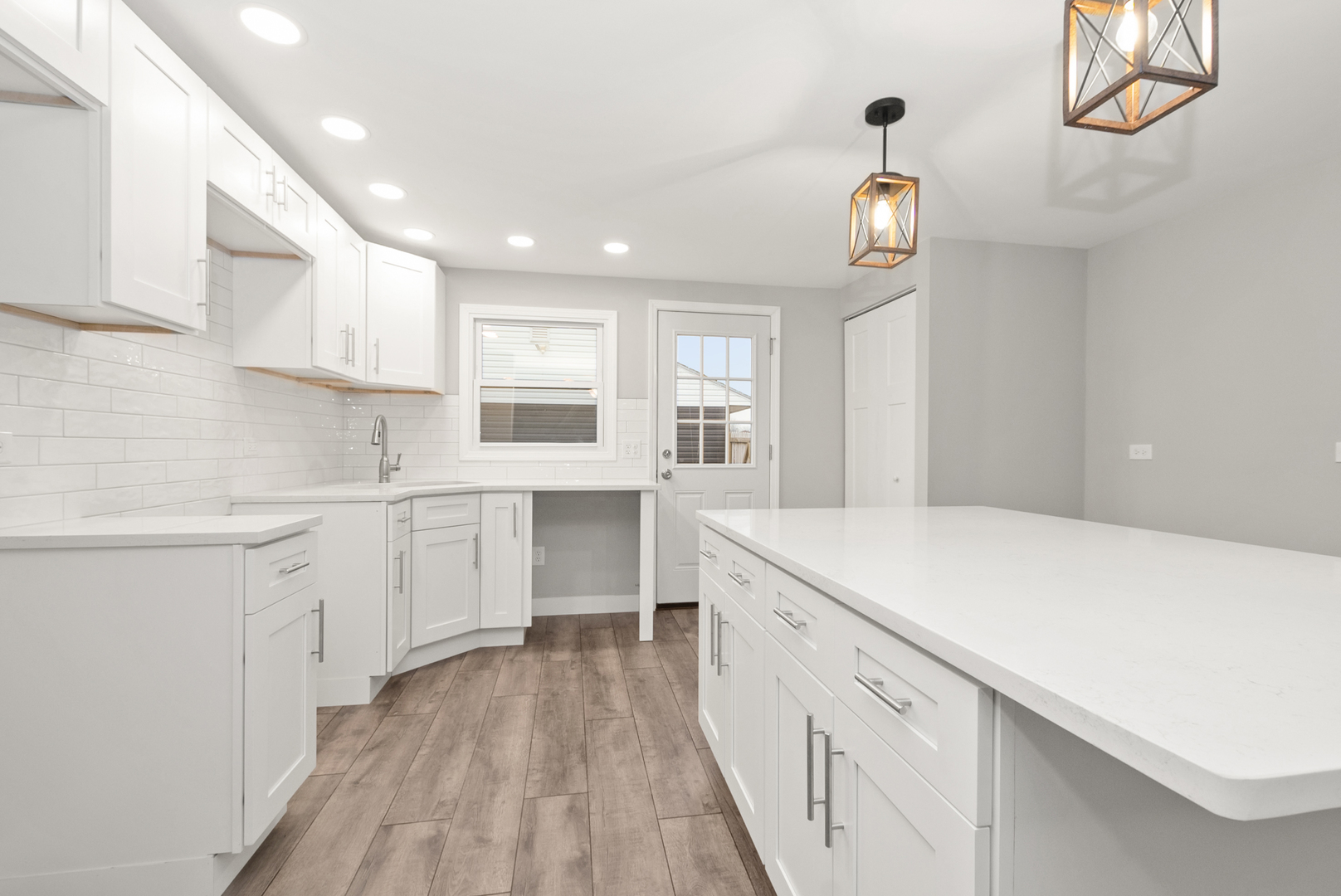 4324 W 87th Place, Hometown, IL 60456