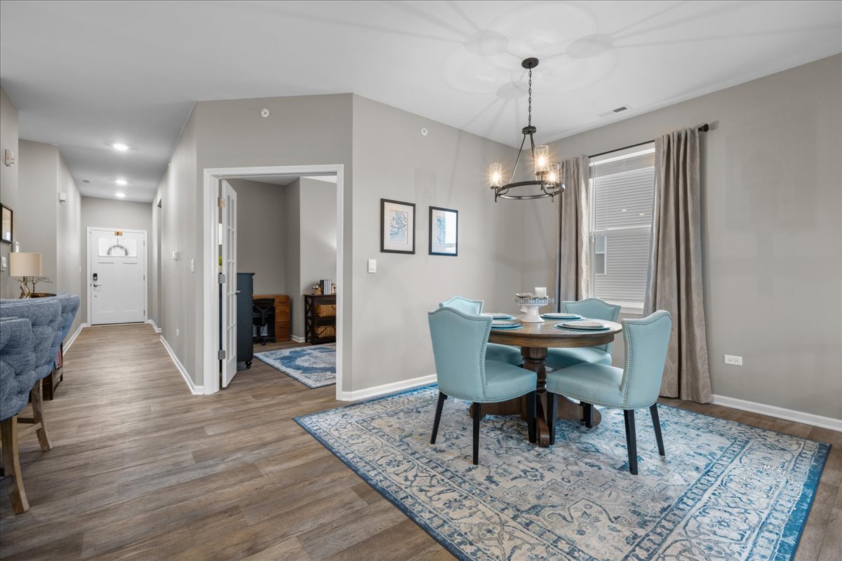 948 Darwin Street, North Aurora, IL 60542