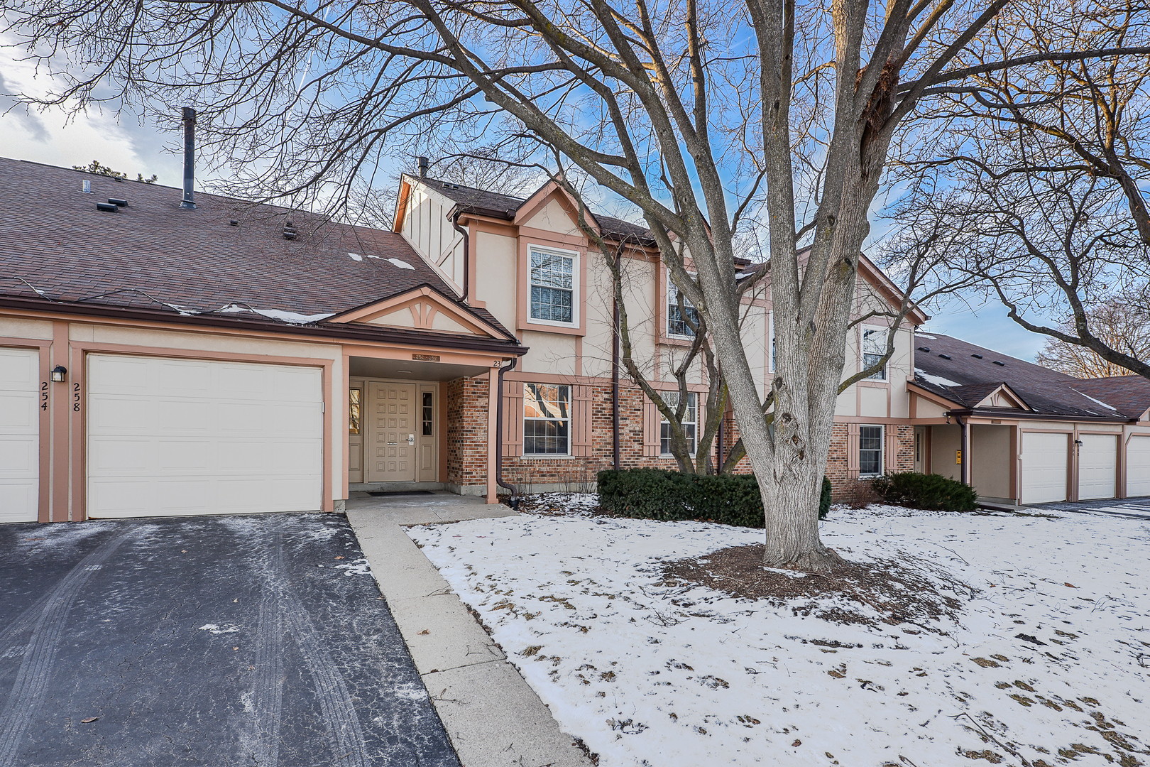 252 Appletree Court #0, Buffalo Grove, IL 60089