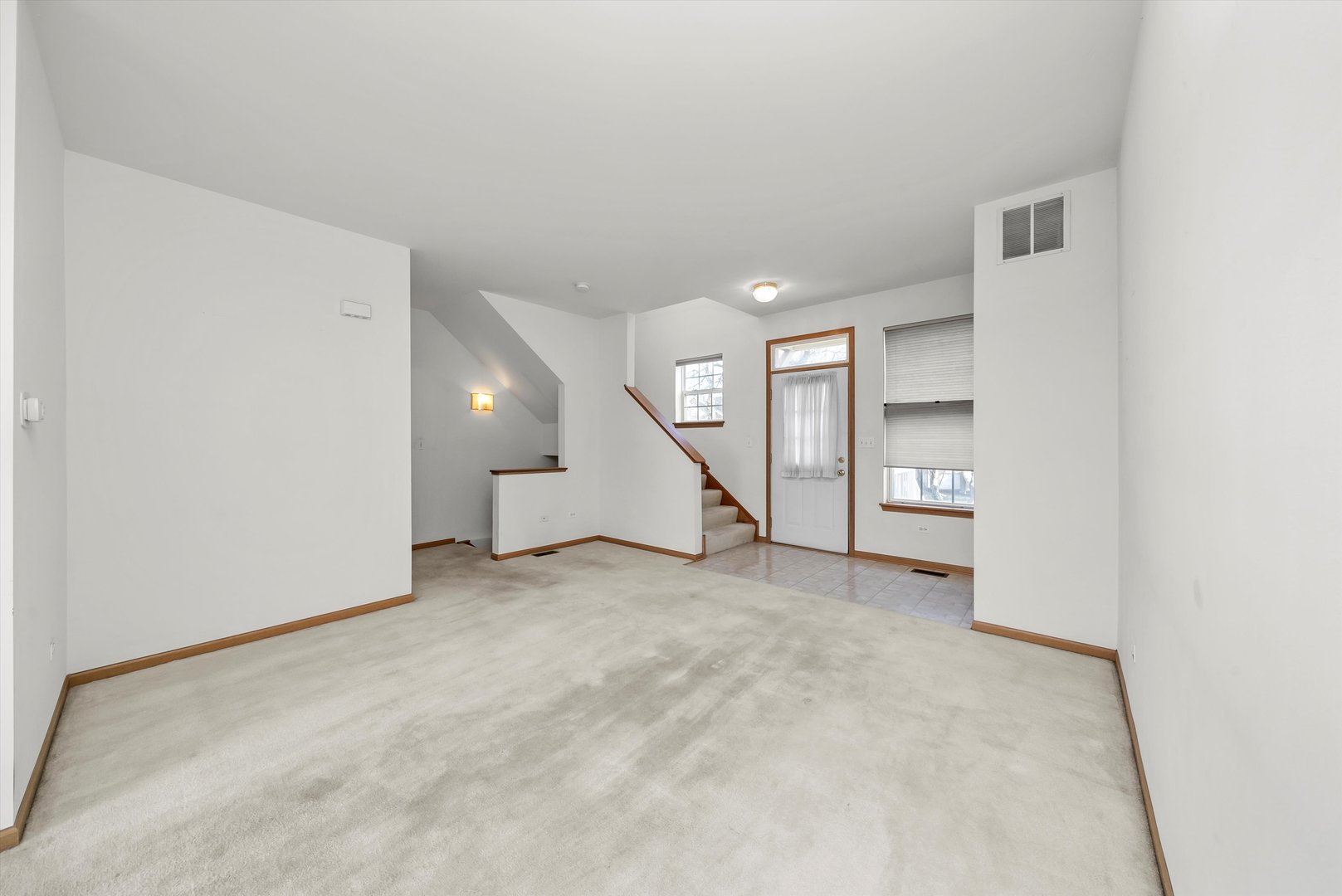 522 Littleton Trail, Elgin, IL 60120