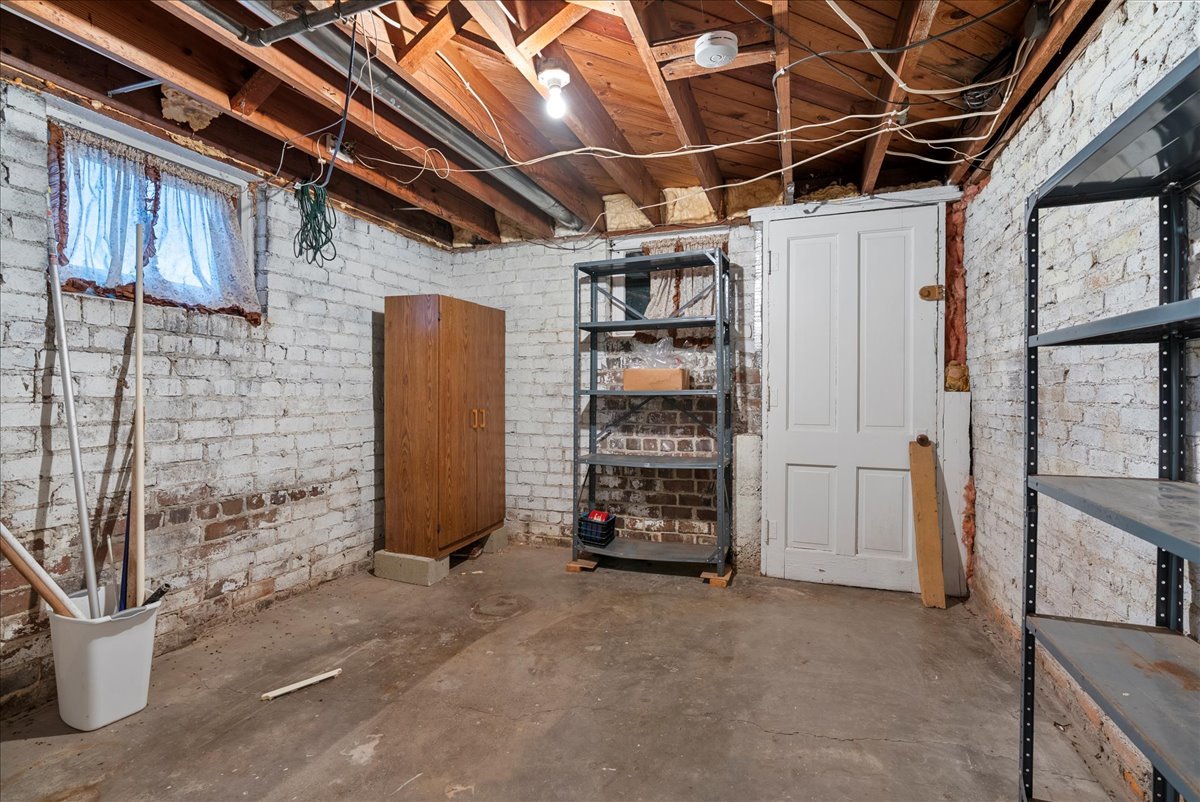 112 E Jefferson Street, Dana, IL 61321