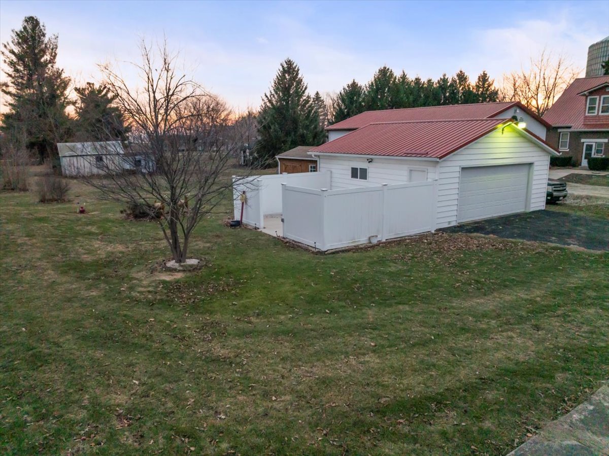 112 E Jefferson Street, Dana, IL 61321