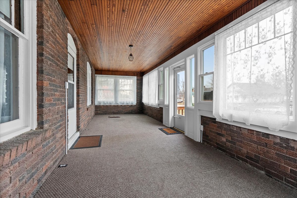 112 E Jefferson Street, Dana, IL 61321