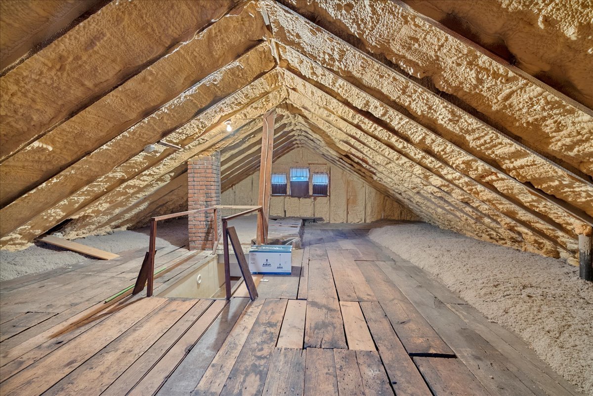 112 E Jefferson Street, Dana, IL 61321