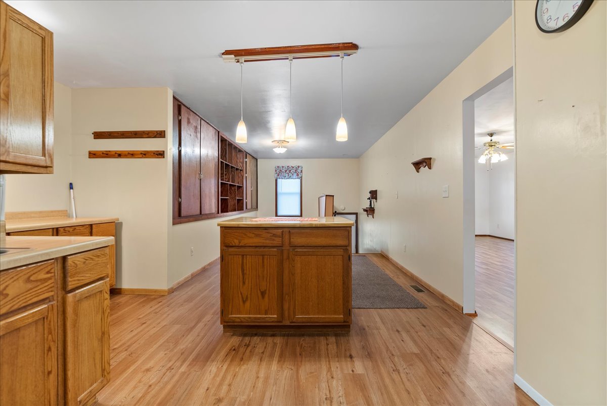 112 E Jefferson Street, Dana, IL 61321