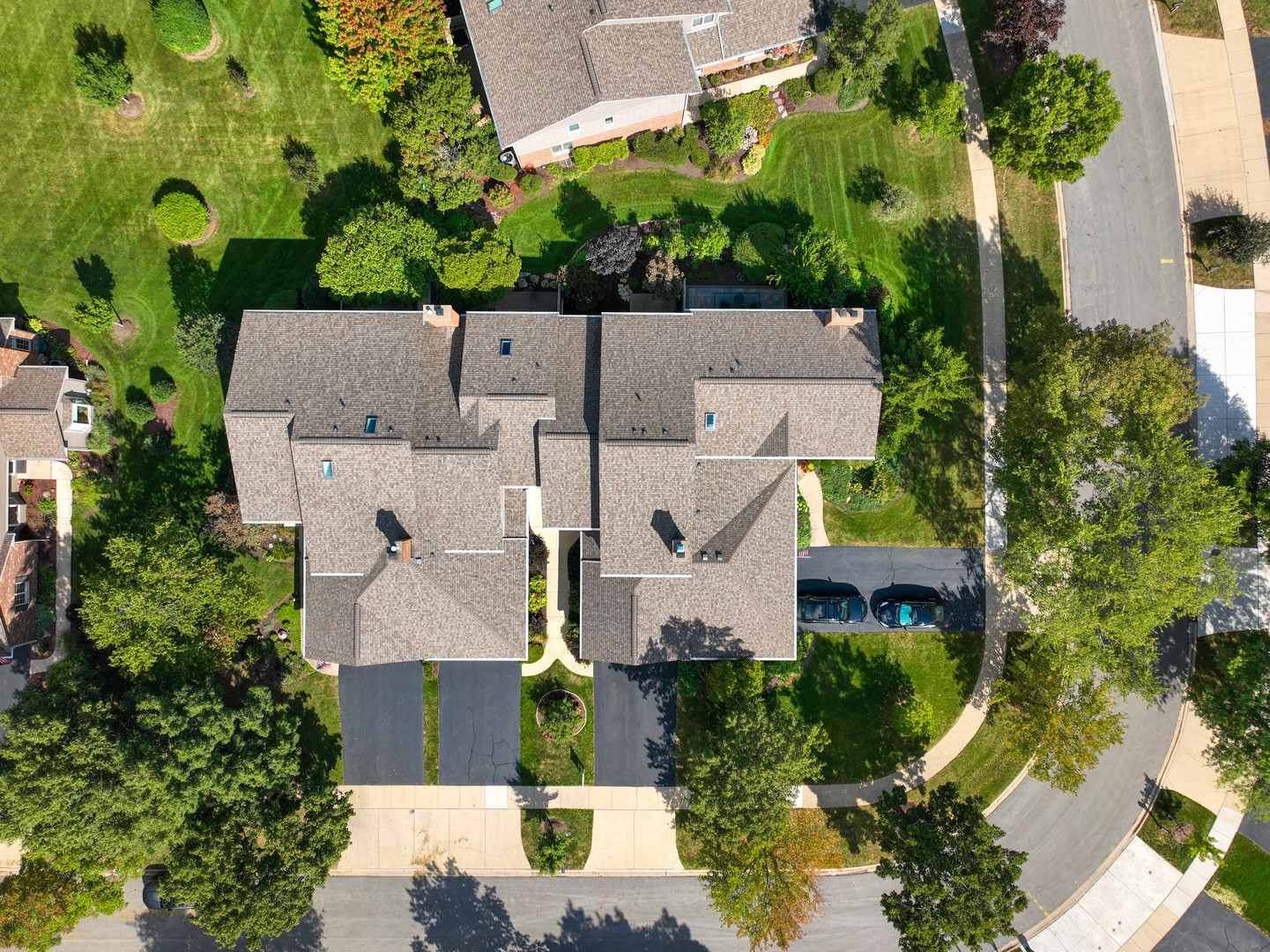 859 Saddlewood Drive, Glen Ellyn, IL 60137