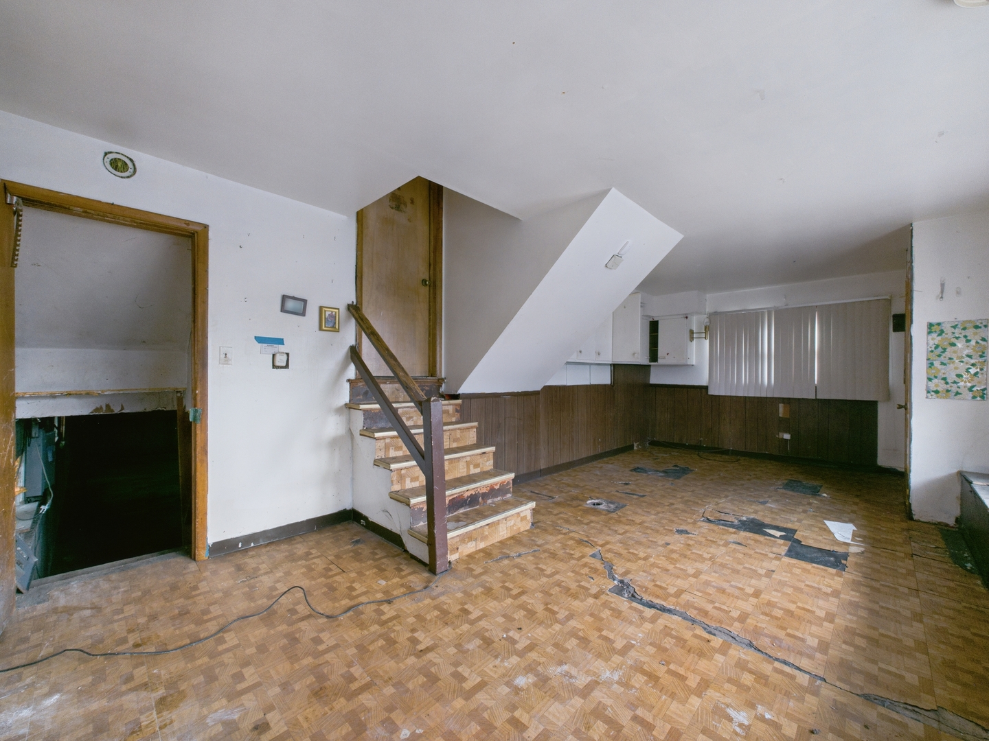 1840 S 7th Avenue, Maywood, IL 60153