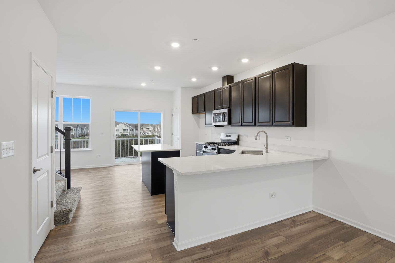 247 Settlers Place, West Dundee, IL 60118