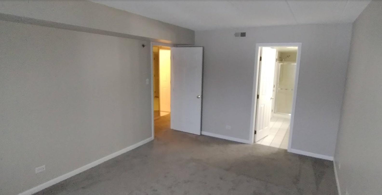 18600 Village West Drive #303, Hazel Crest, IL 60429