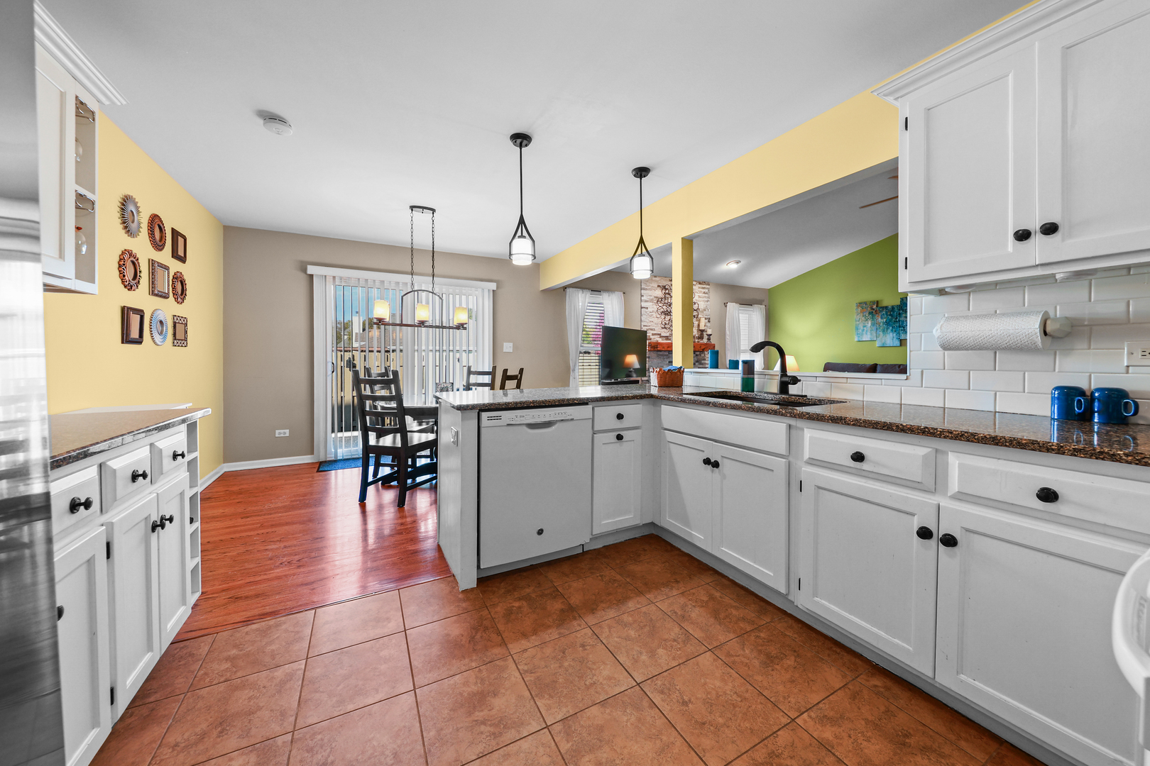 25032 W McMillin Drive, Channahon, IL 60410