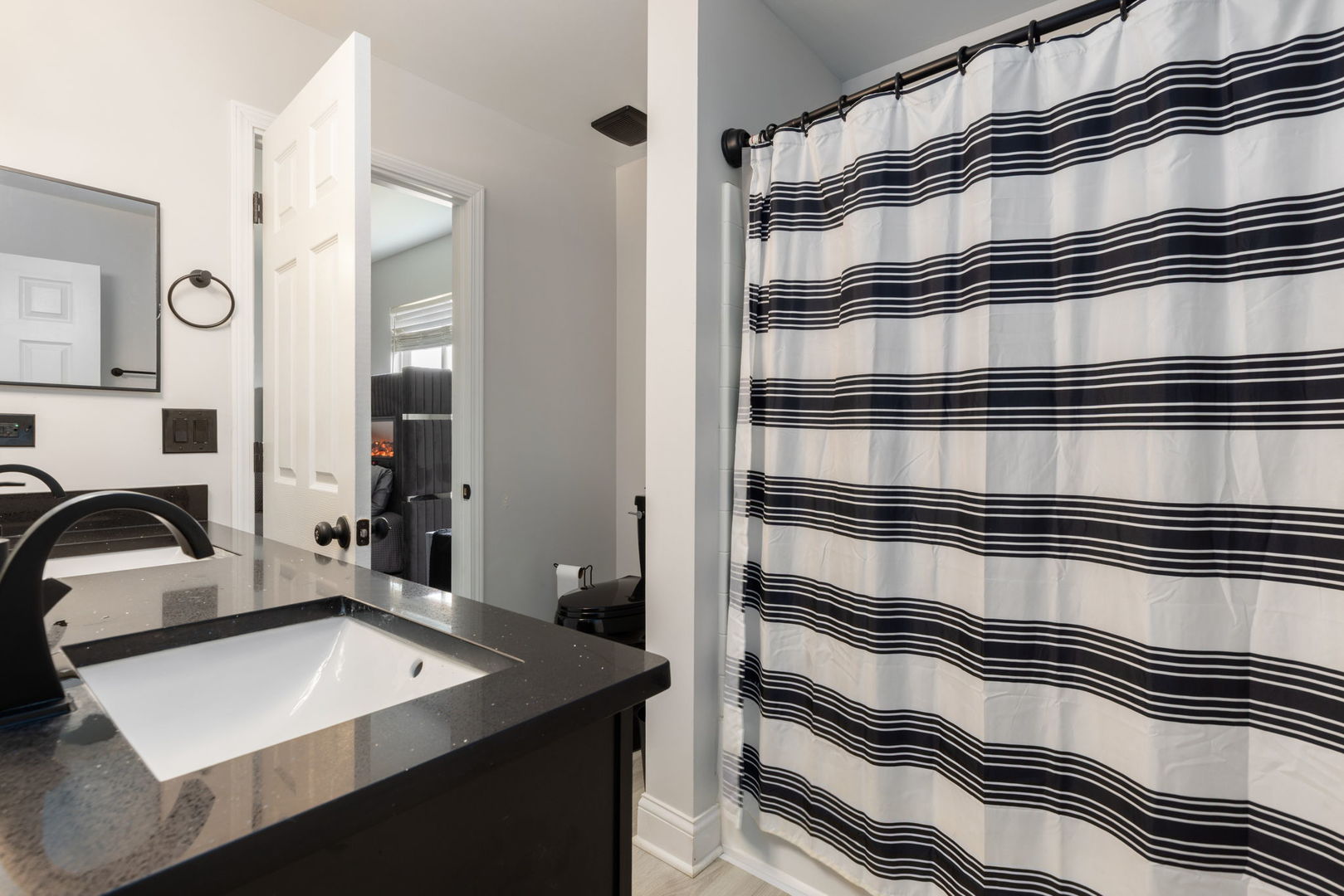 706 Keller Street, Plano, IL 60545