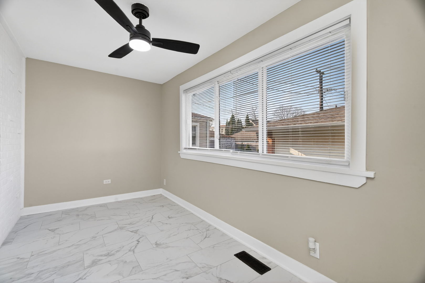 6046 N Oriole Avenue, Chicago, IL 60631