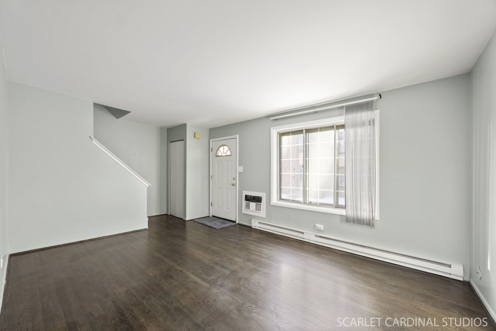 1S213 Holyoke Lane, Villa Park, IL 60181