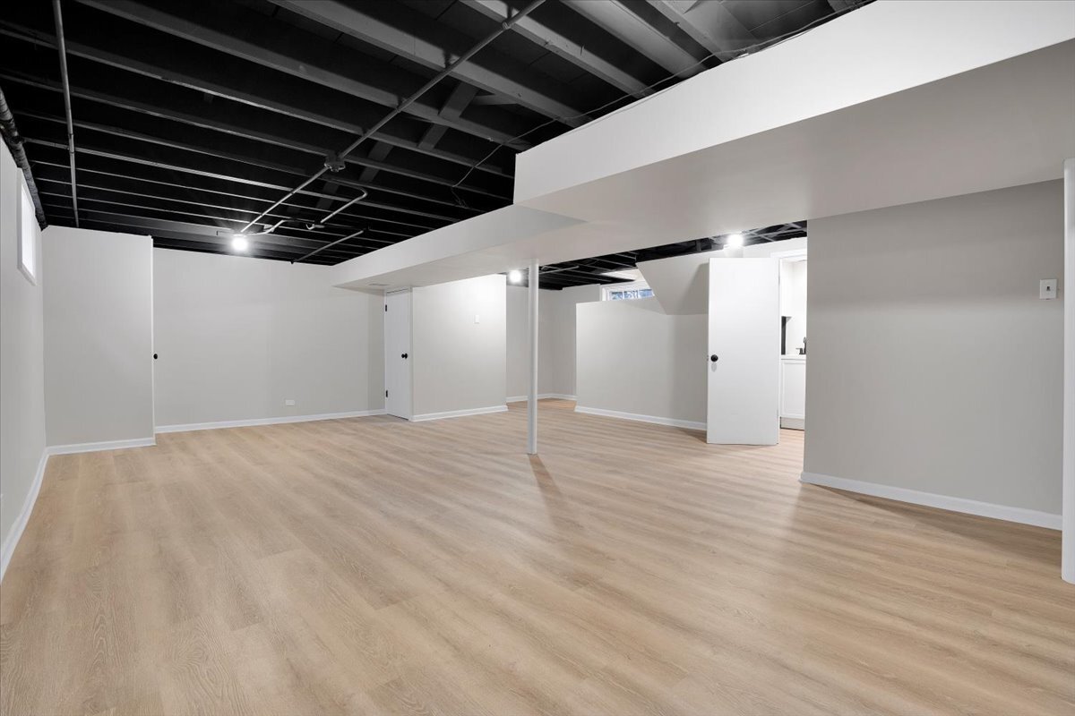 10854 S Union Avenue, Chicago, IL 60628