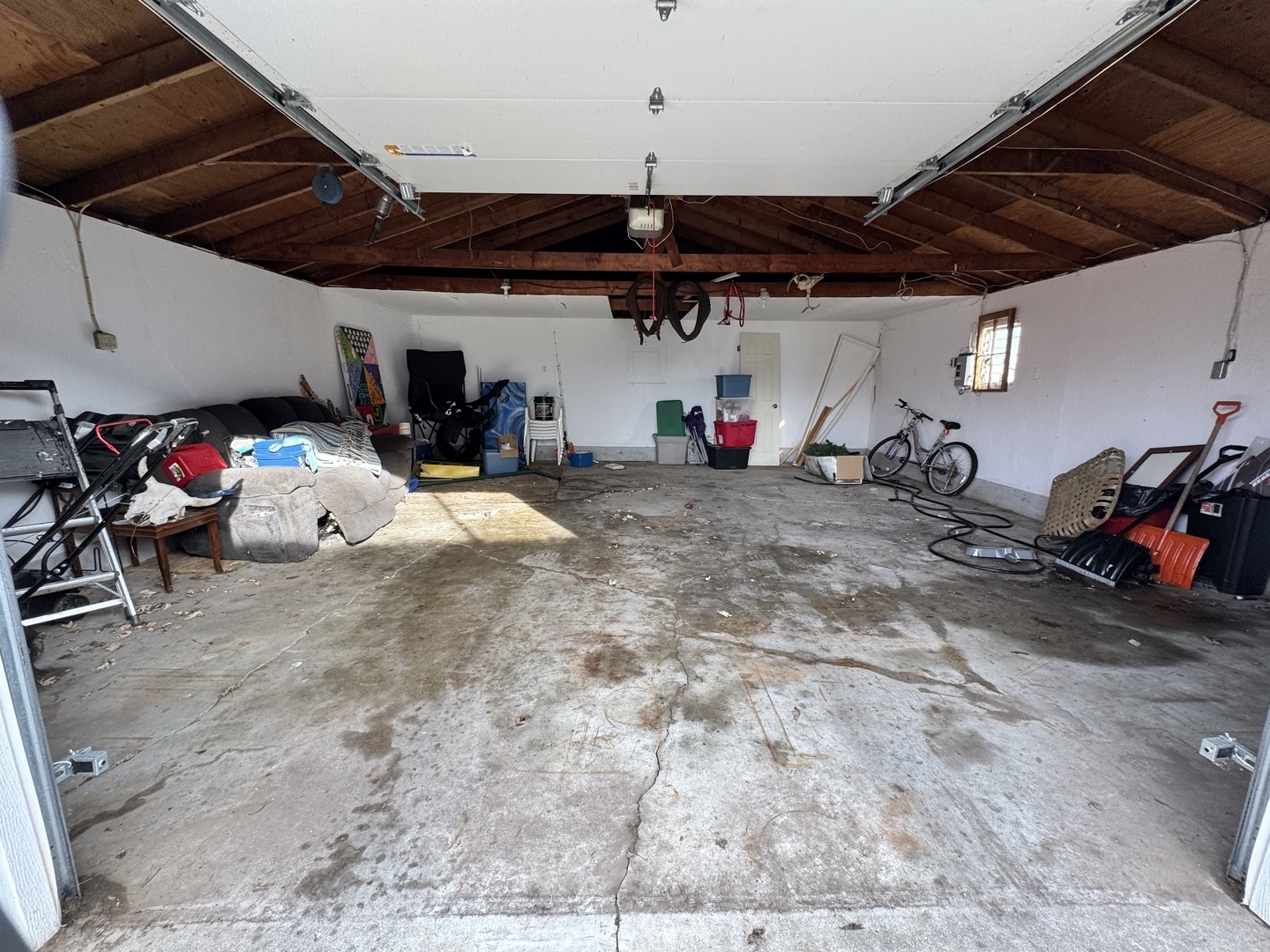 1206 Harvey Drive, Sterling, IL 61081