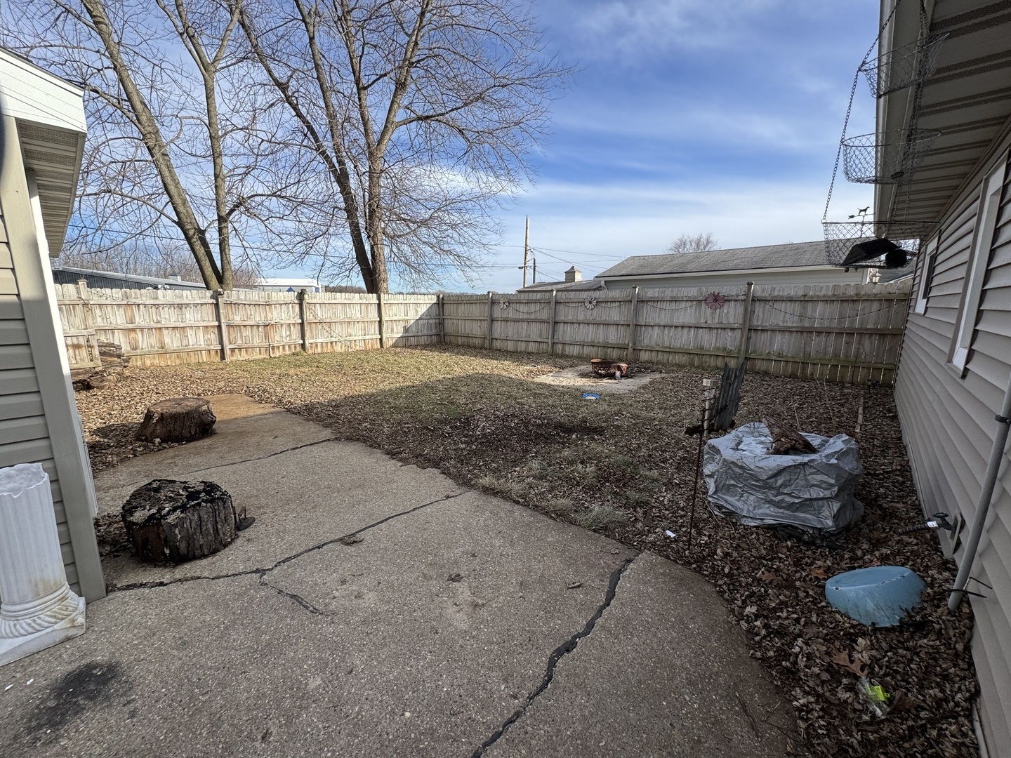 1206 Harvey Drive, Sterling, IL 61081