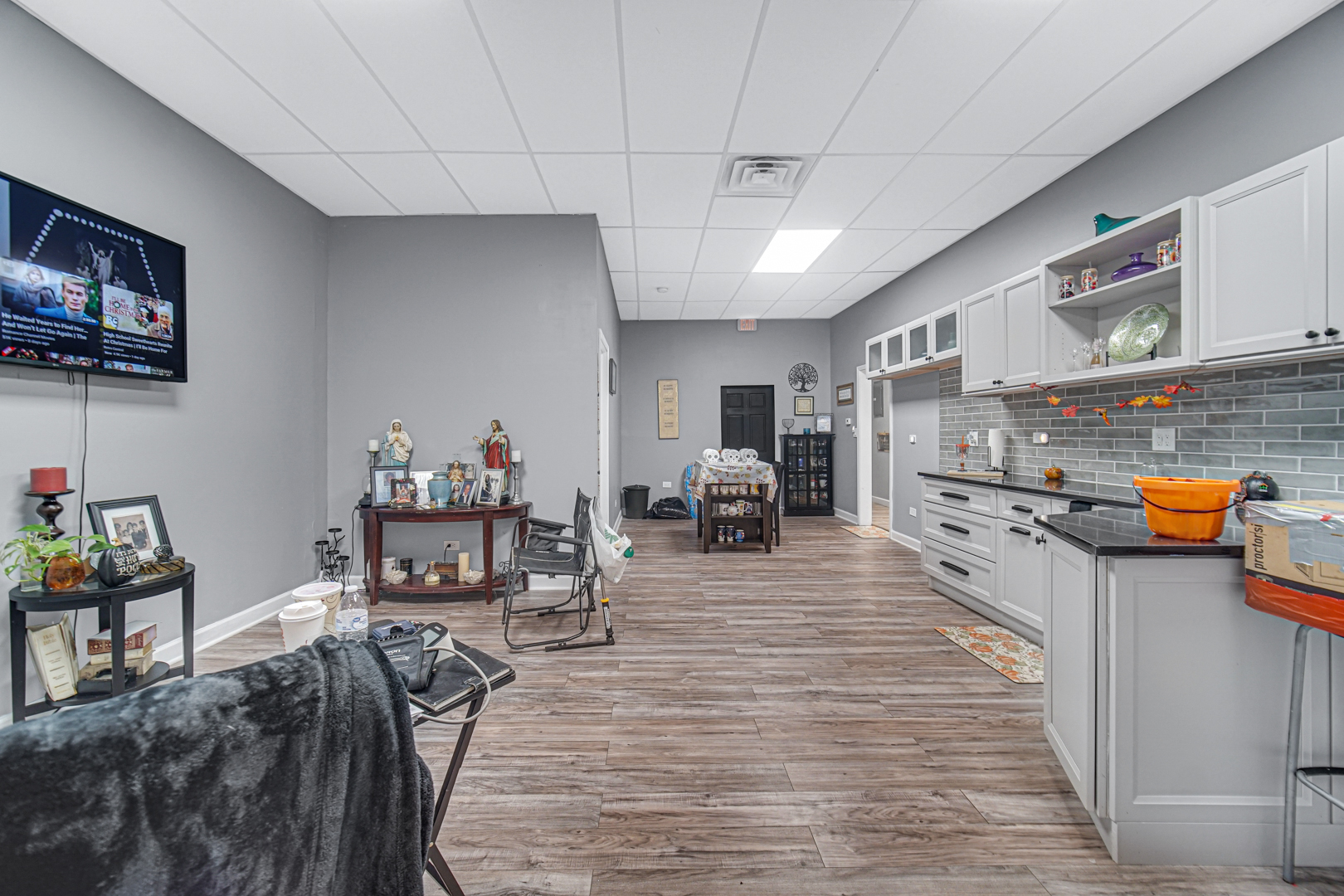 2419 S Albany Avenue, Chicago, IL 60623