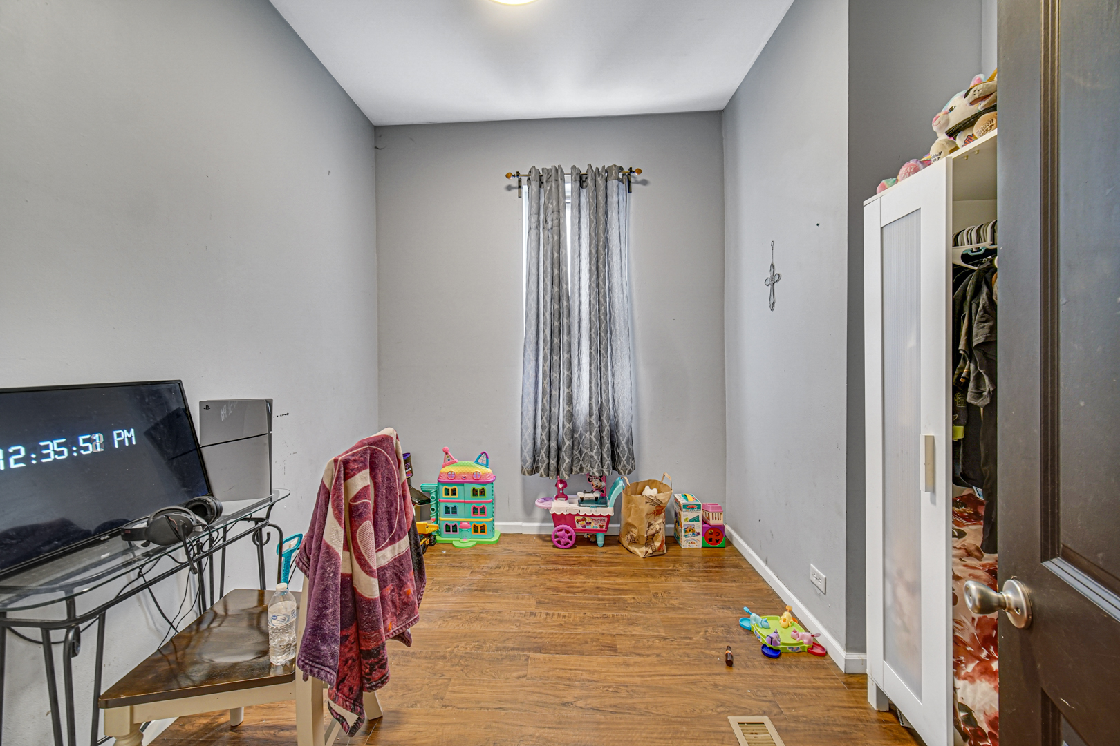 2419 S Albany Avenue, Chicago, IL 60623