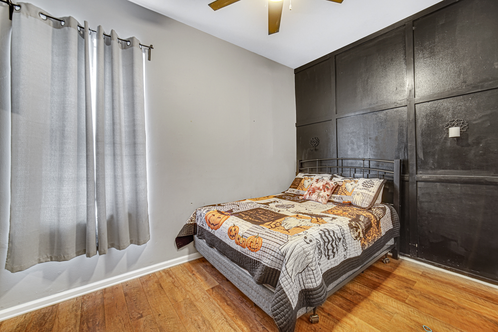 2419 S Albany Avenue, Chicago, IL 60623