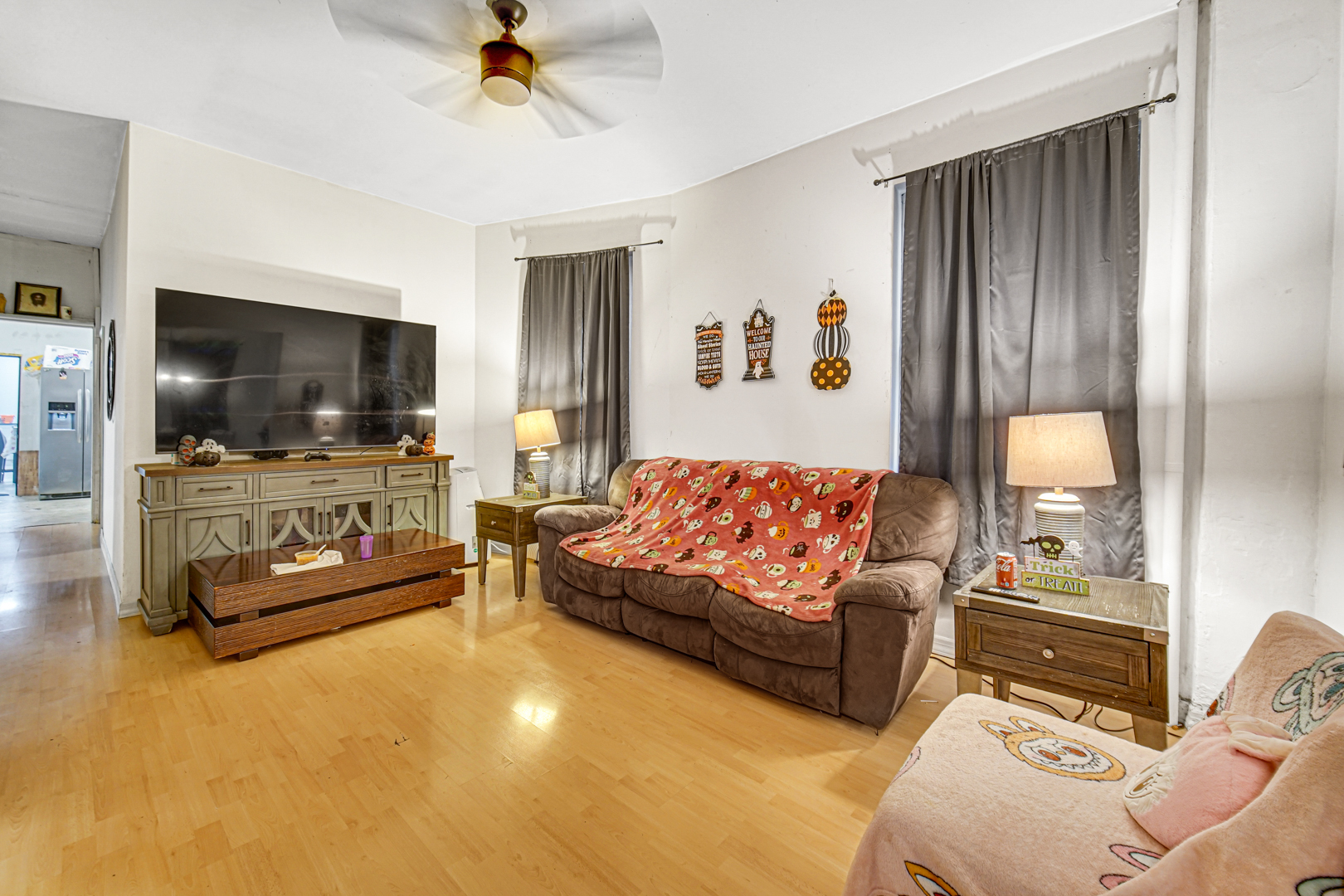 2419 S Albany Avenue, Chicago, IL 60623