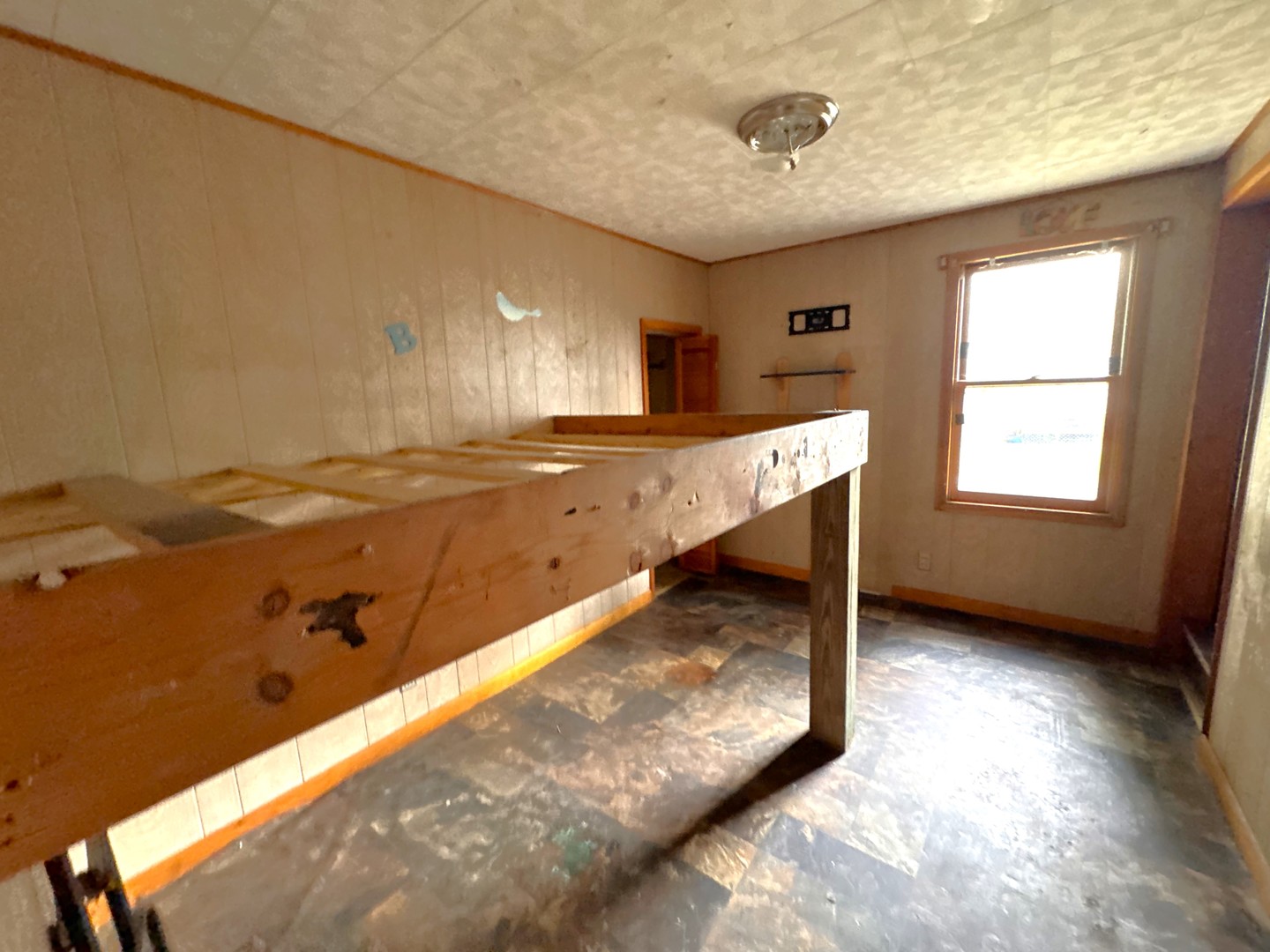 1221 June Street, Kewanee, IL 61443