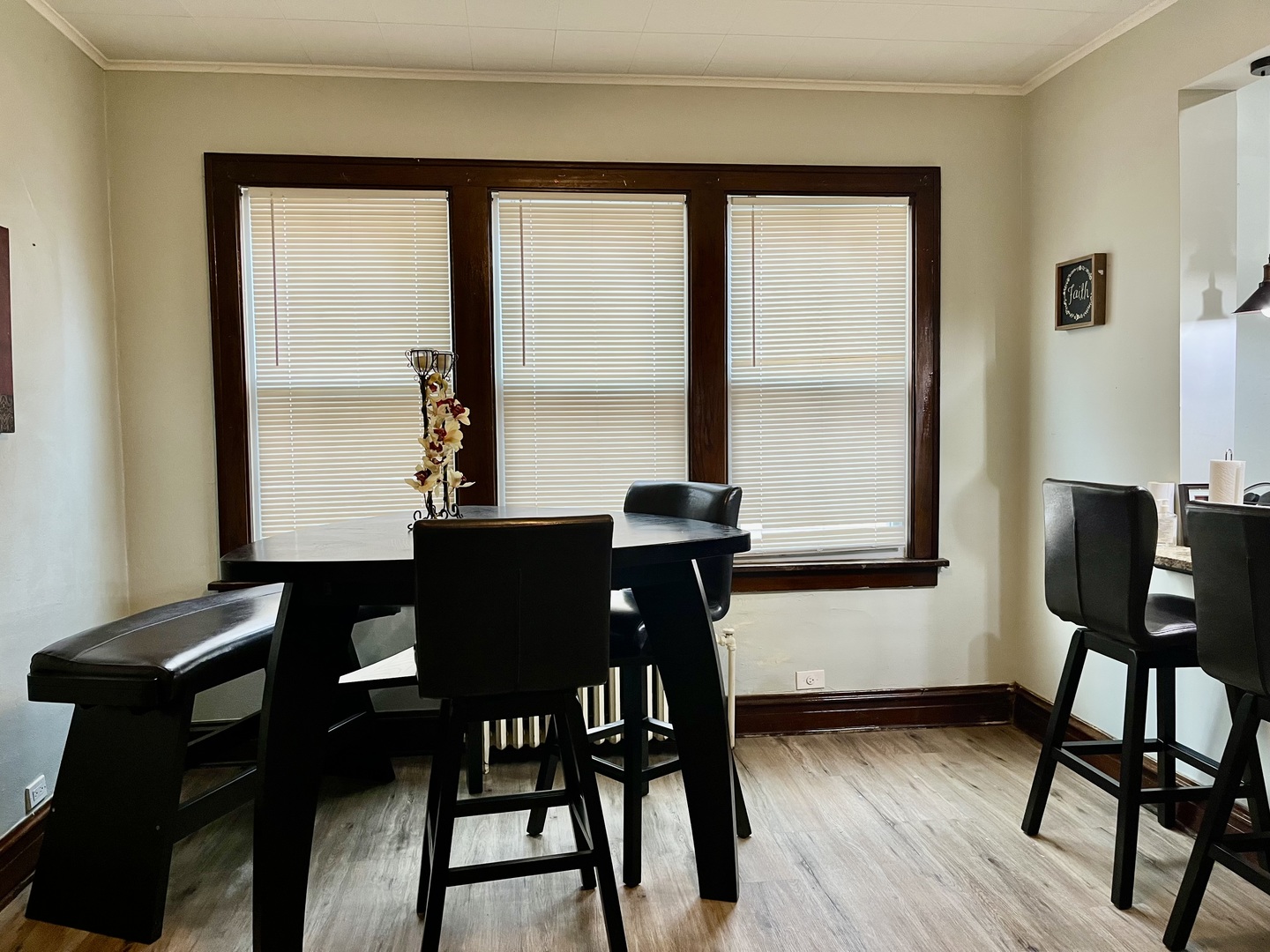 North Chicago, IL 60064