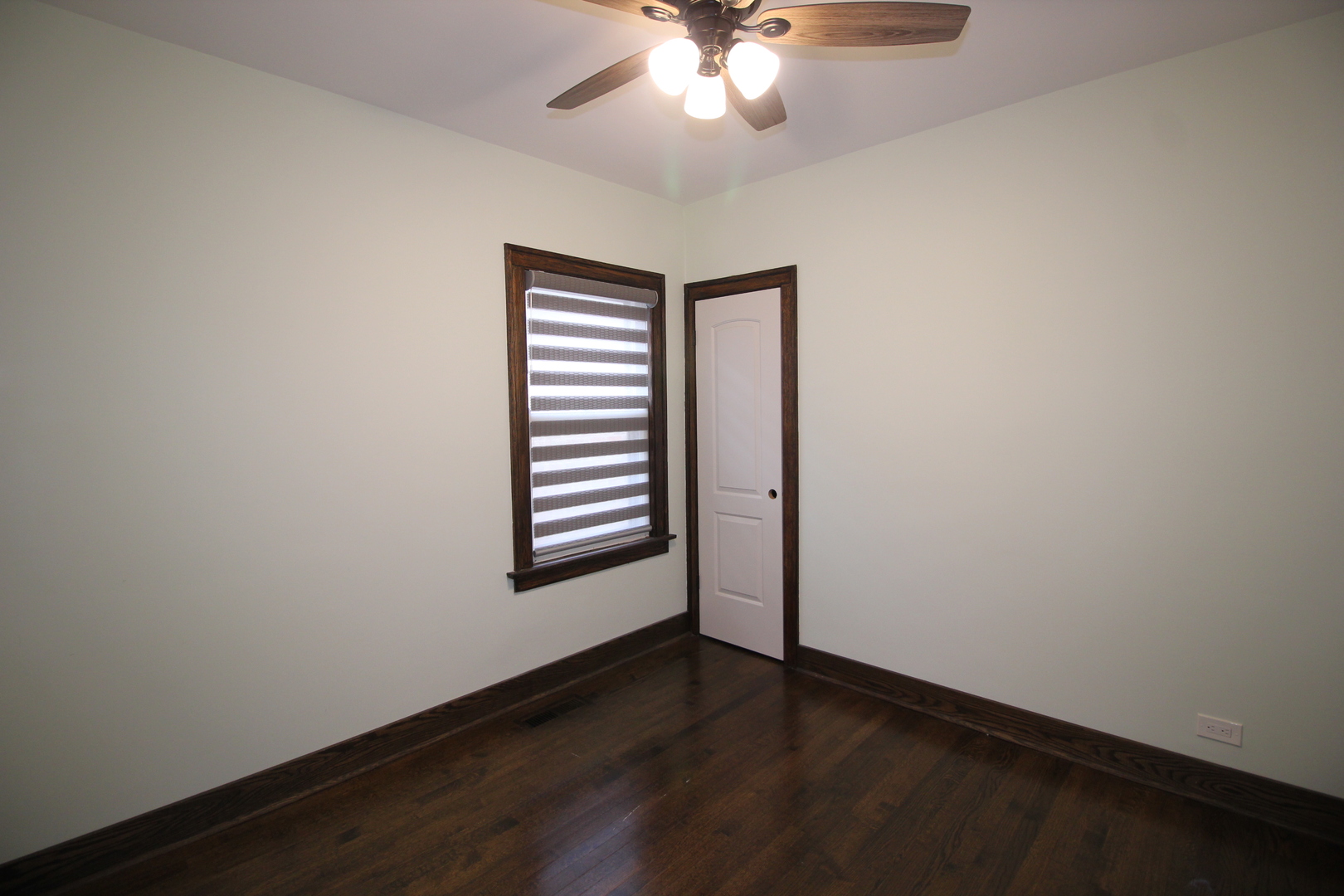 3730 Madison Avenue, Brookfield, IL 60513