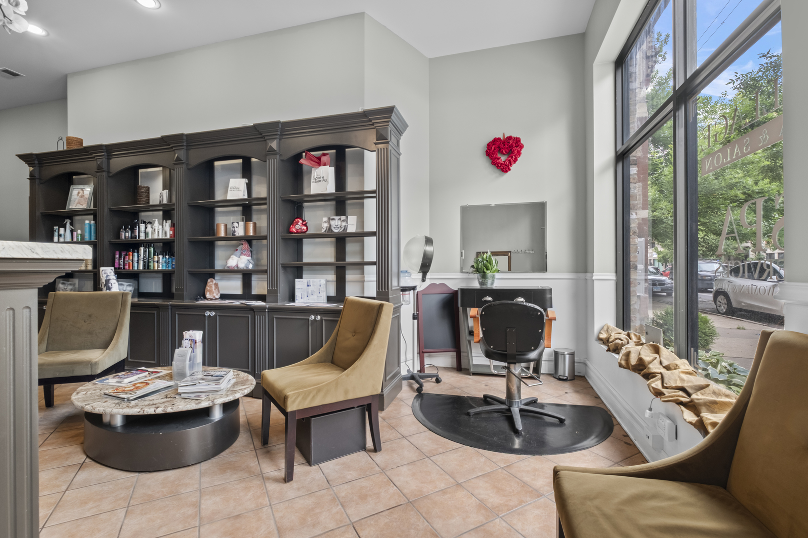 2117 W Belmont Avenue #STE1, Chicago, IL 60618