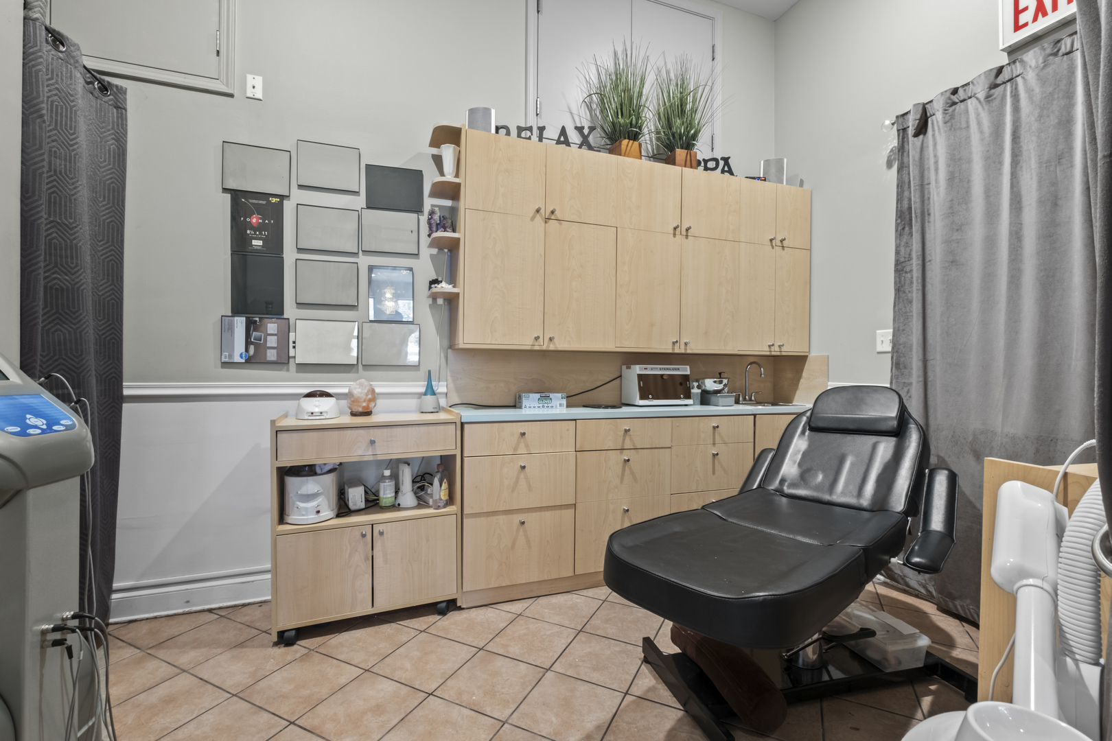 2117 W Belmont Avenue #STE1, Chicago, IL 60618