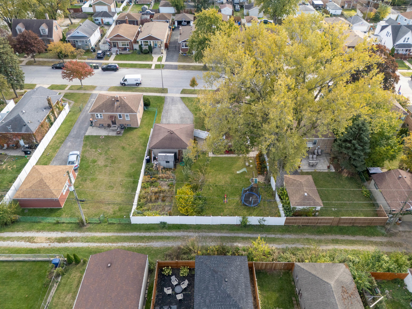 2720 W 97th Street, Evergreen Park, IL 60805