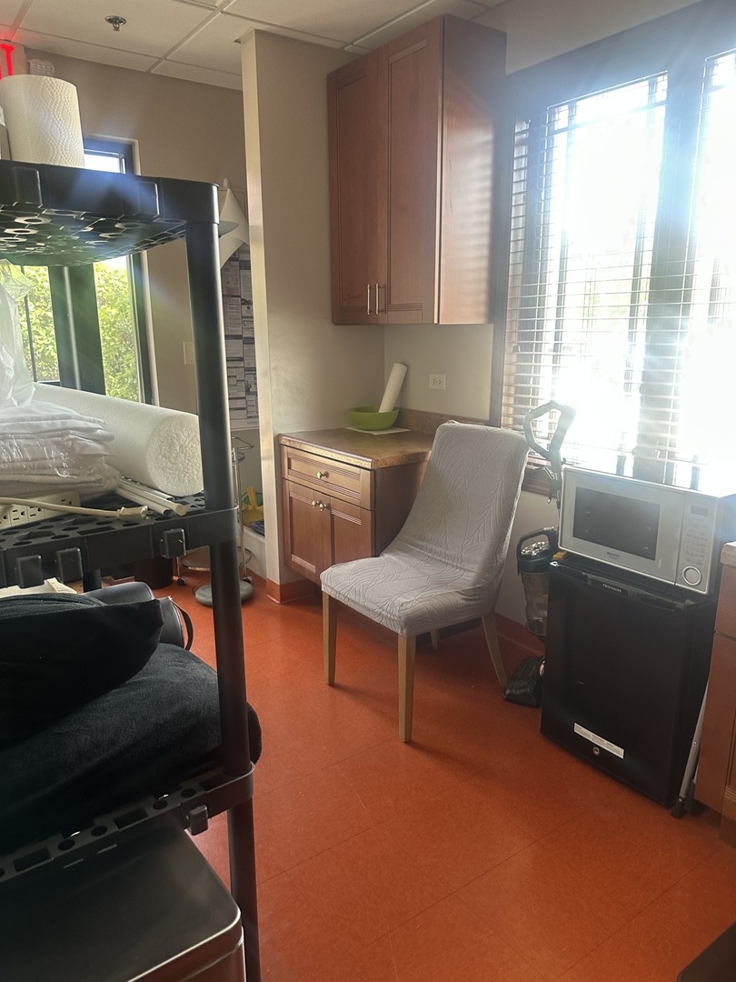 3845 MCCOY Drive #103-105, Aurora, IL 60504