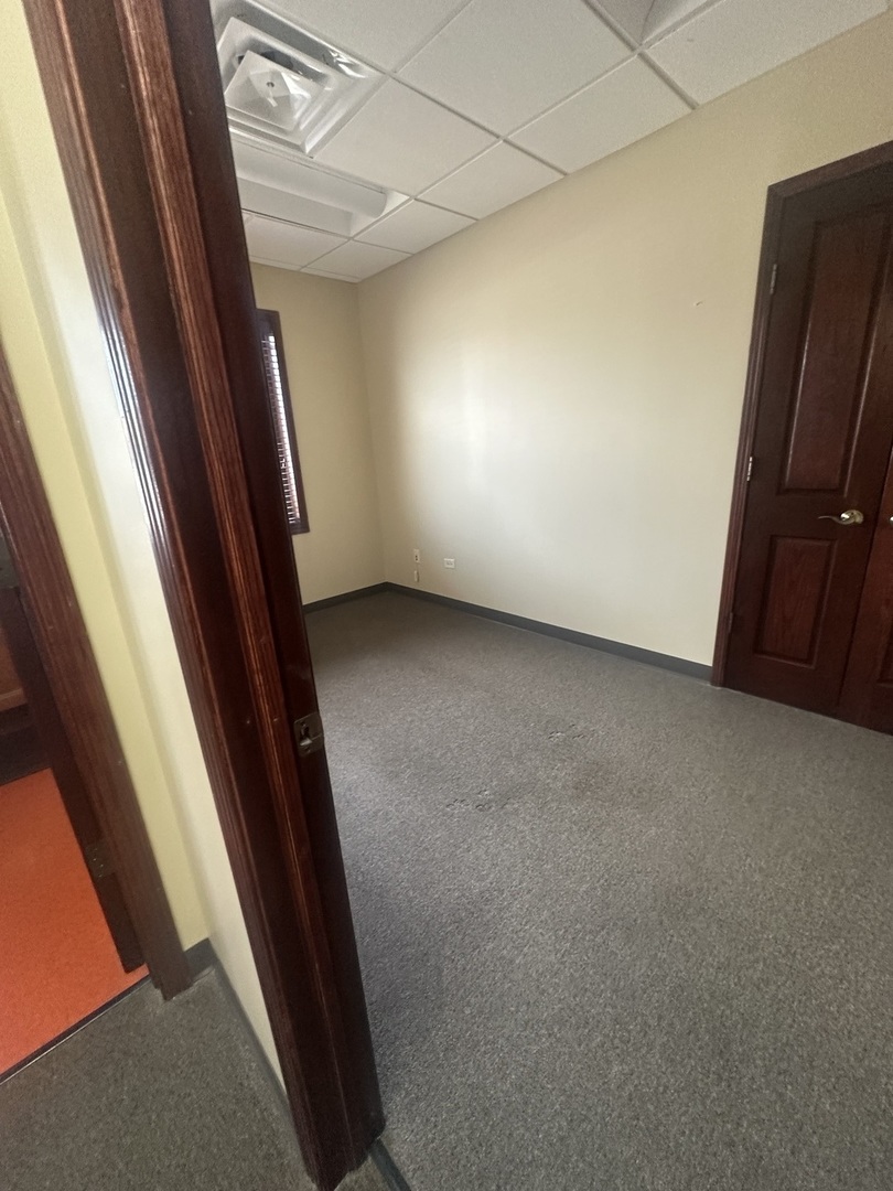 3845 MCCOY Drive #103-105, Aurora, IL 60504