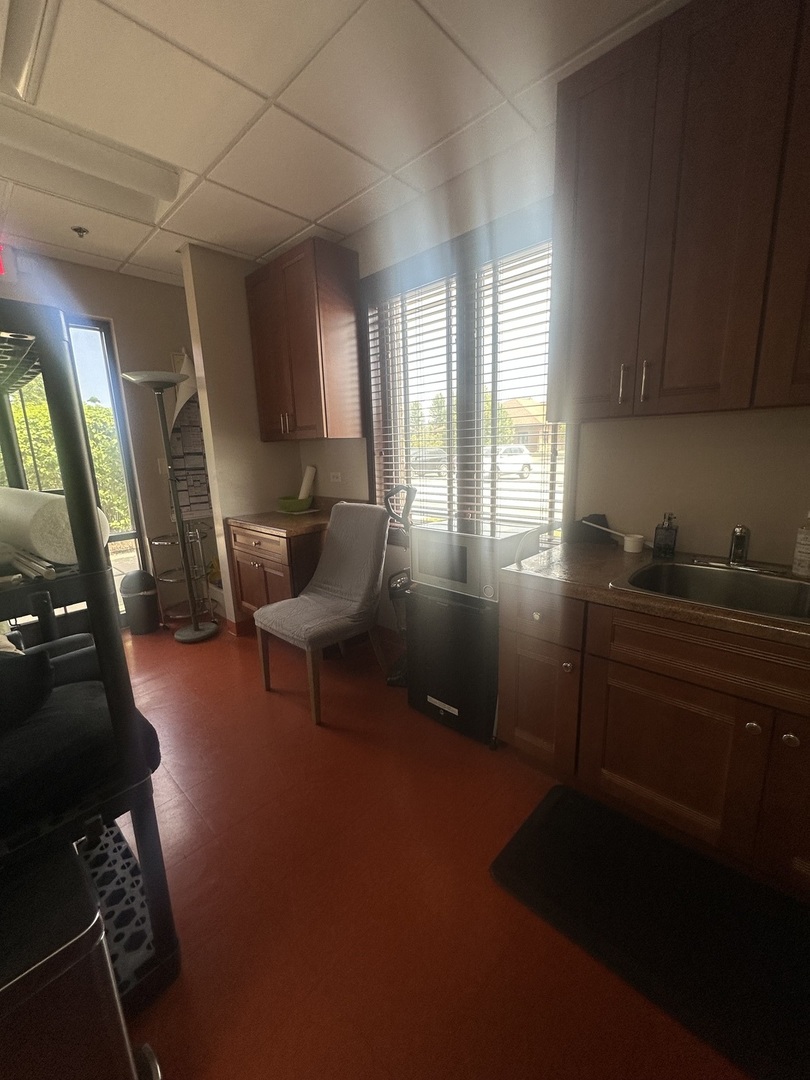 3845 MCCOY Drive #103-105, Aurora, IL 60504