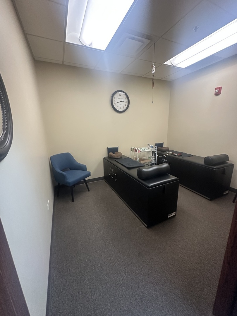 3845 MCCOY Drive #103-105, Aurora, IL 60504