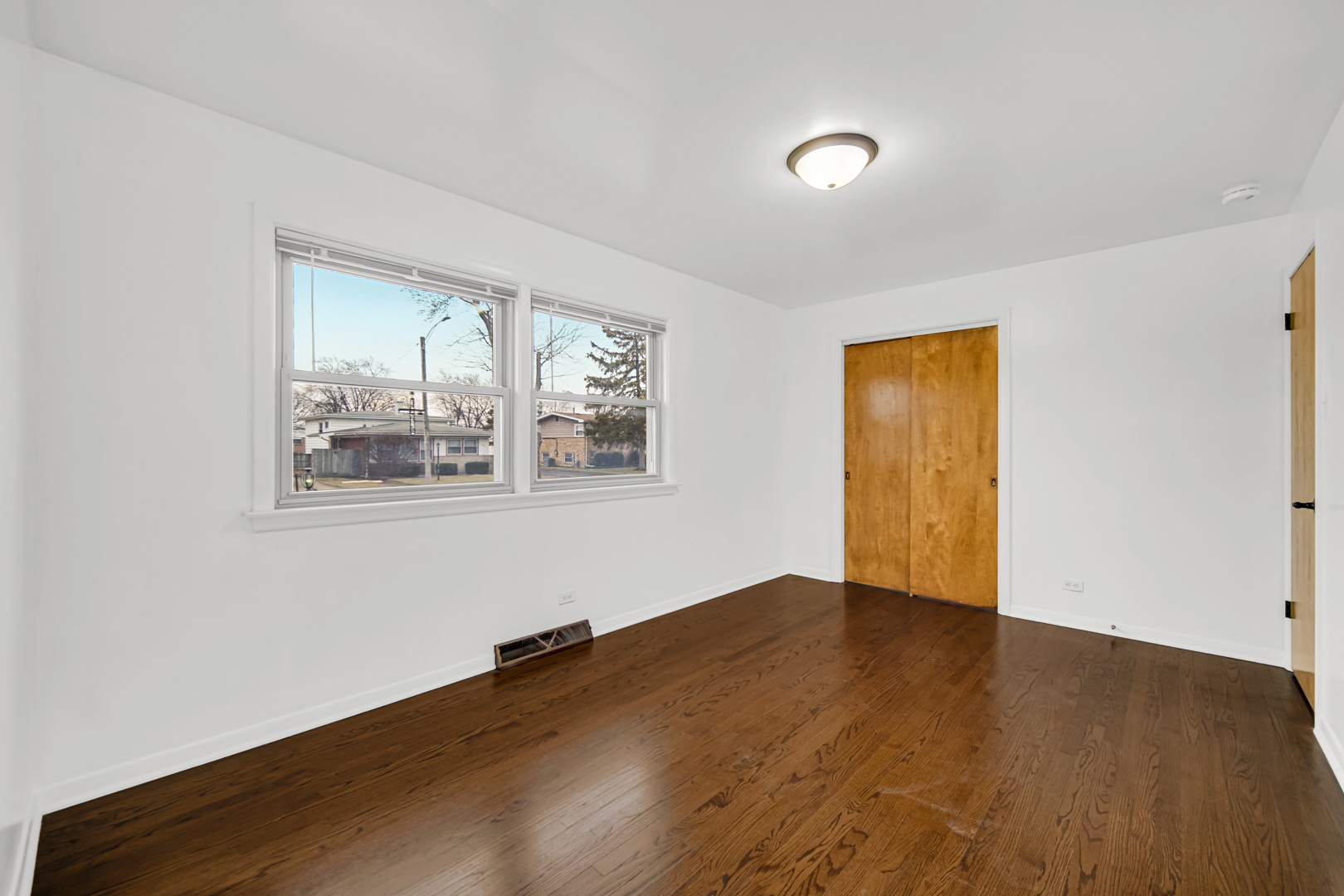 240 Westgate Avenue, Chicago Heights, IL 60411
