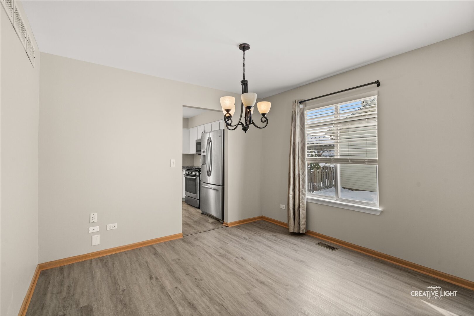 2477 Smithfield Court, Aurora, IL 60503