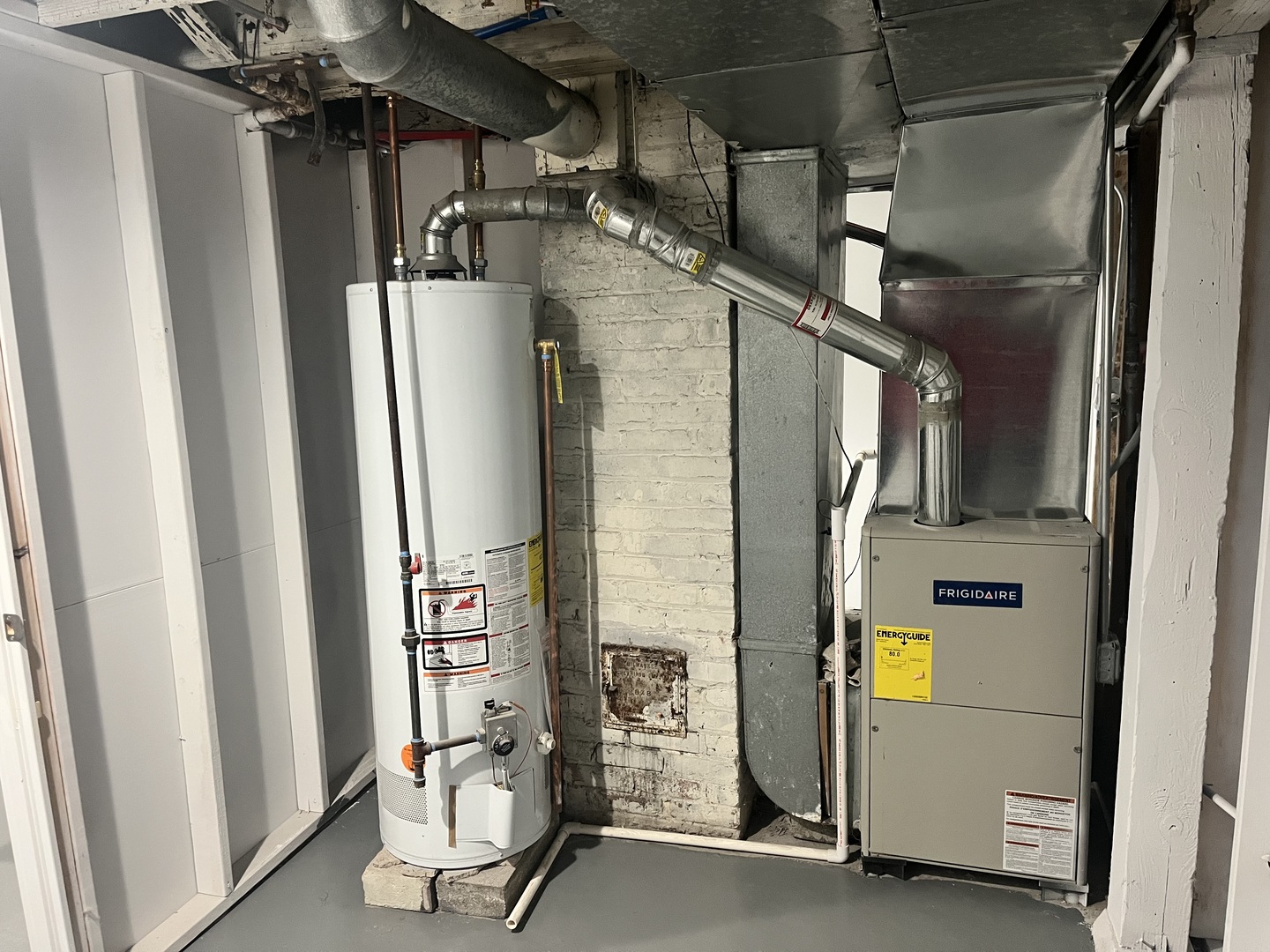 805 Helmholz Avenue, Waukegan, IL 60085