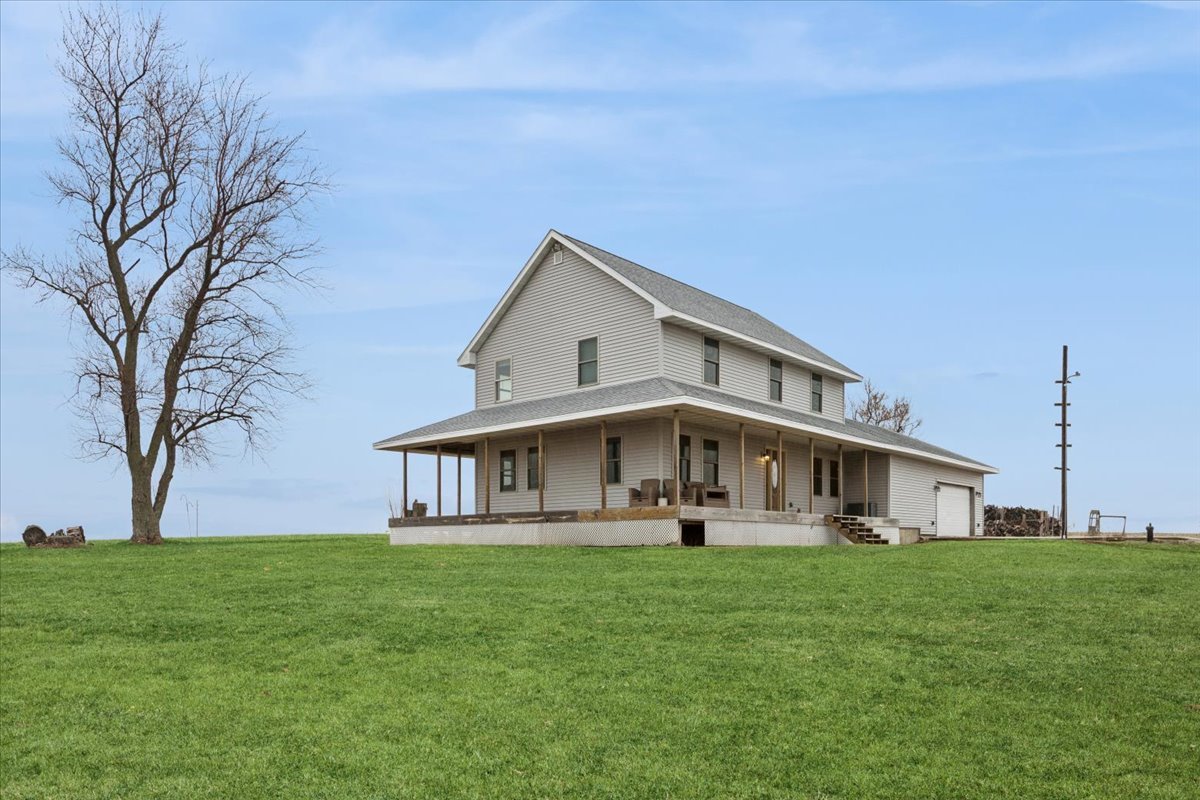 3326 Hayes Road, Steward, IL 60553