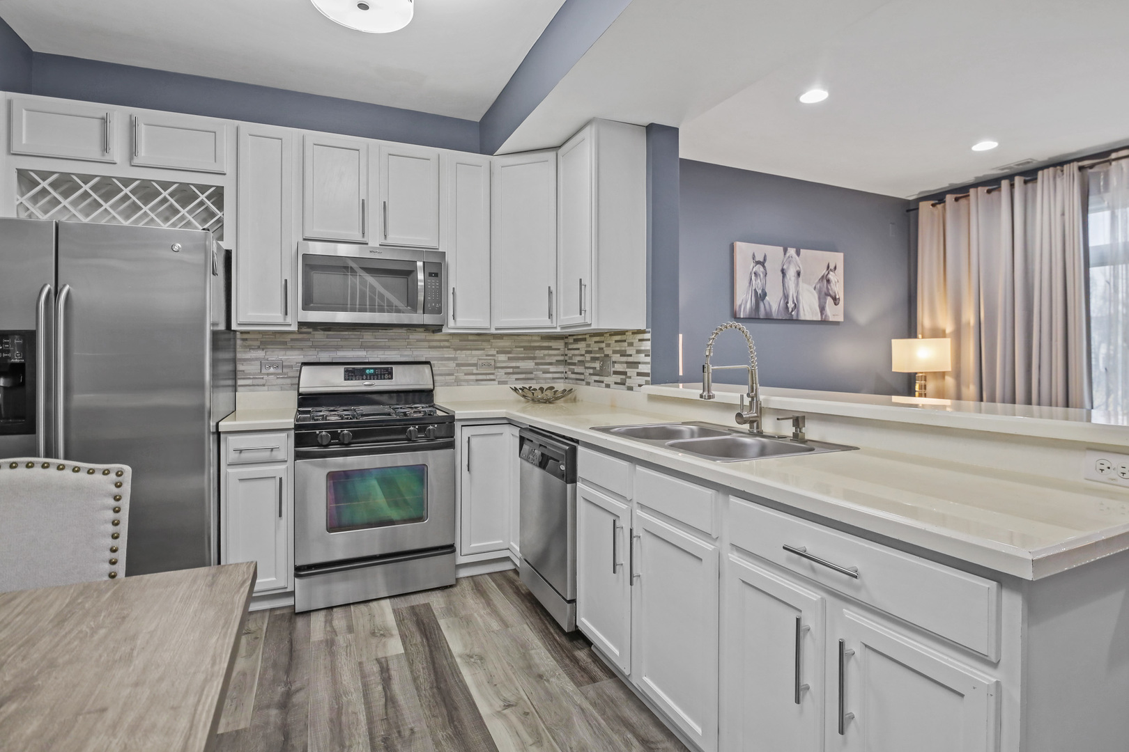 2332 Flagstone Lane, Carpentersville, IL 60110