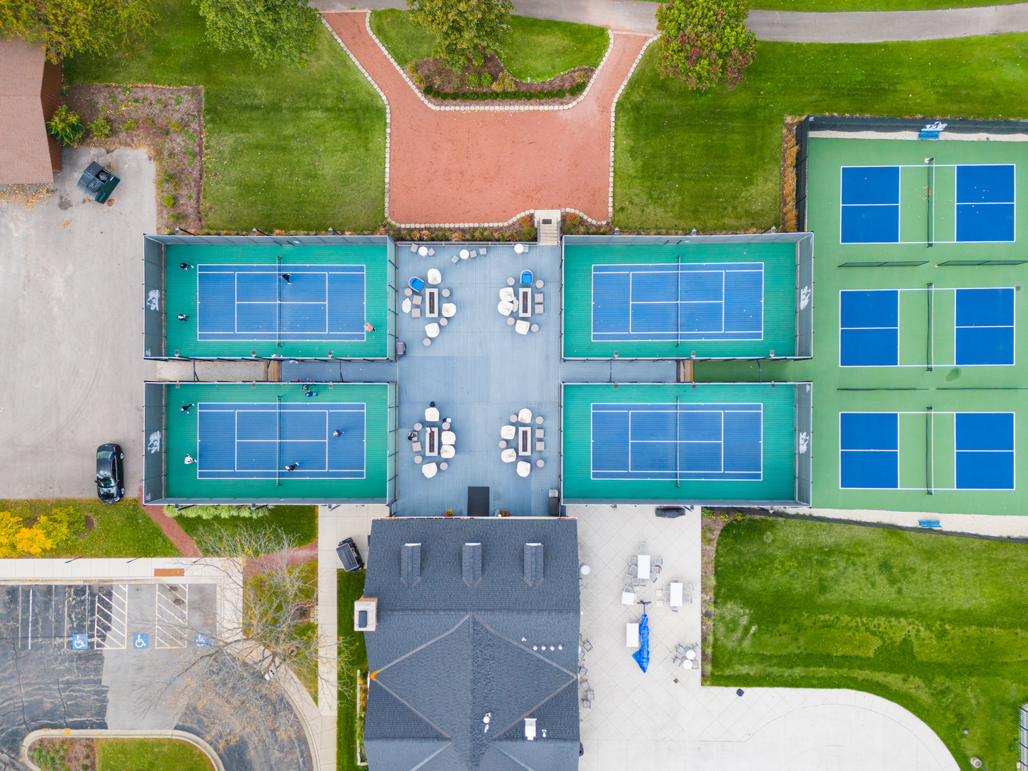 4005 White Eagle Drive, Naperville, IL 60564