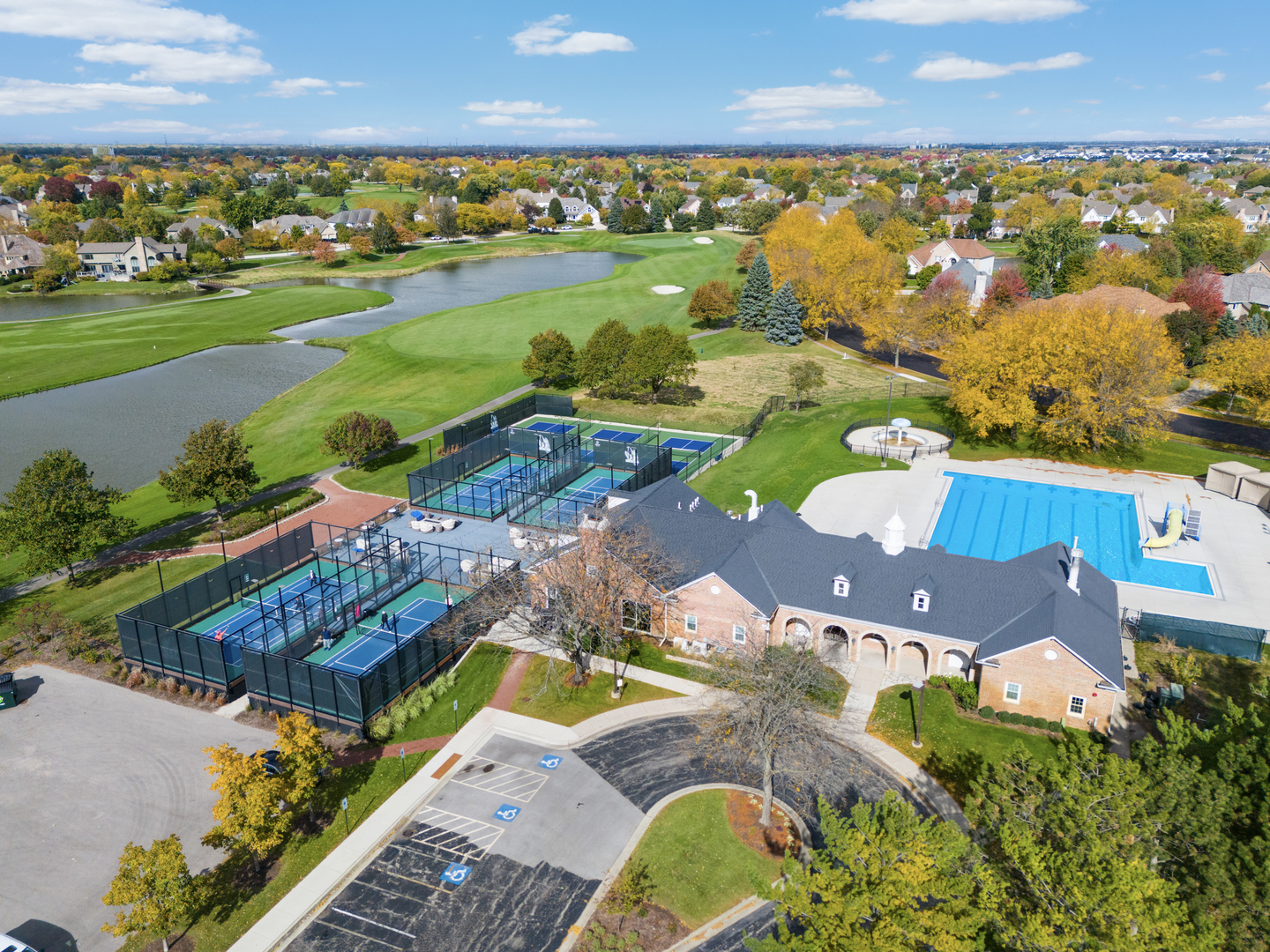 4005 White Eagle Drive, Naperville, IL 60564