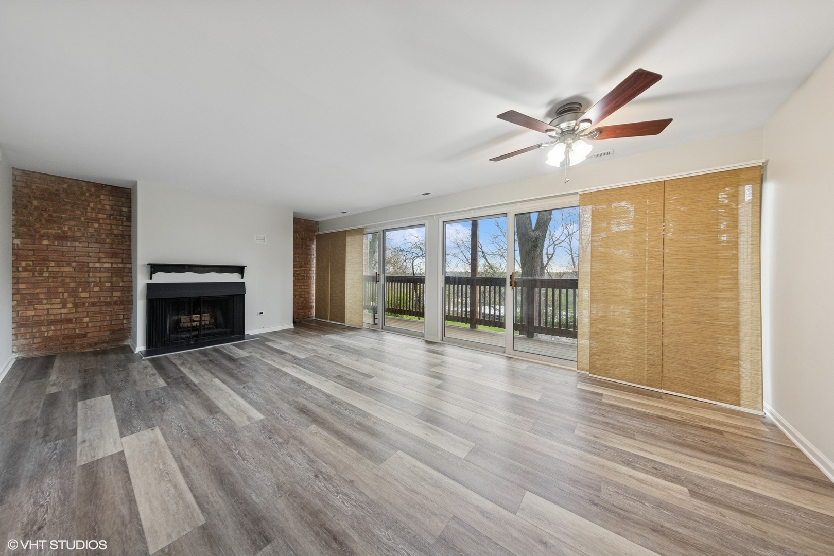 5809 Oakwood Drive #C, Lisle, IL 60532