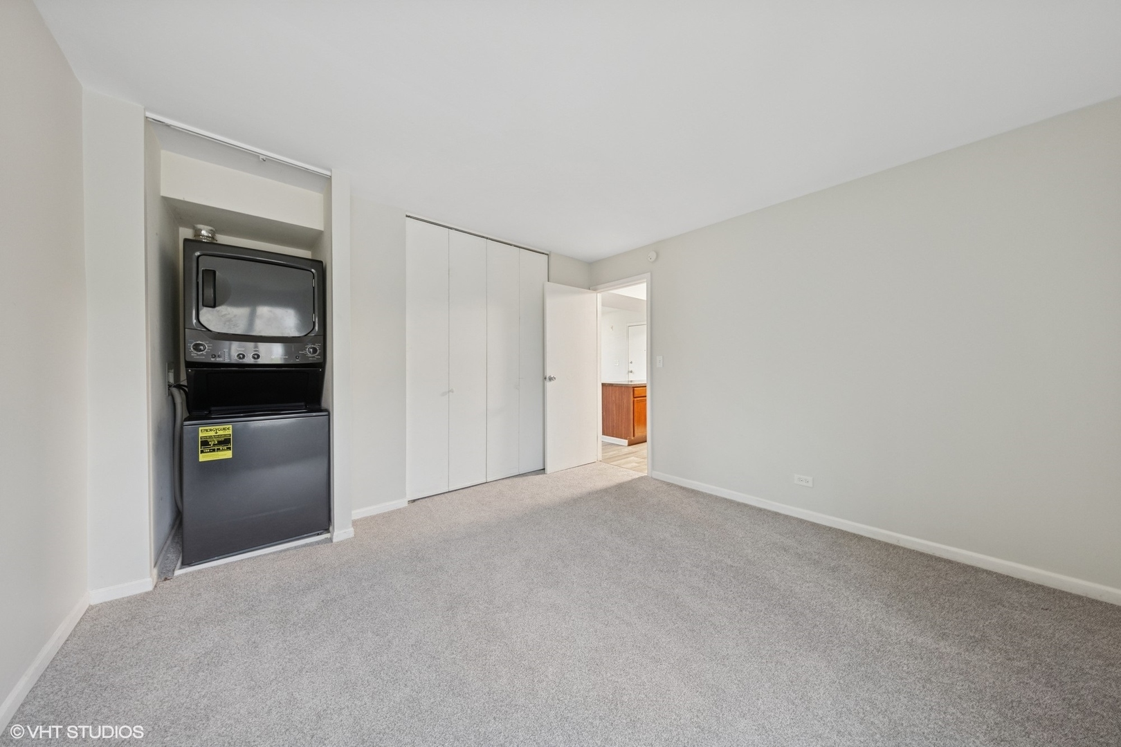 5809 Oakwood Drive #C, Lisle, IL 60532