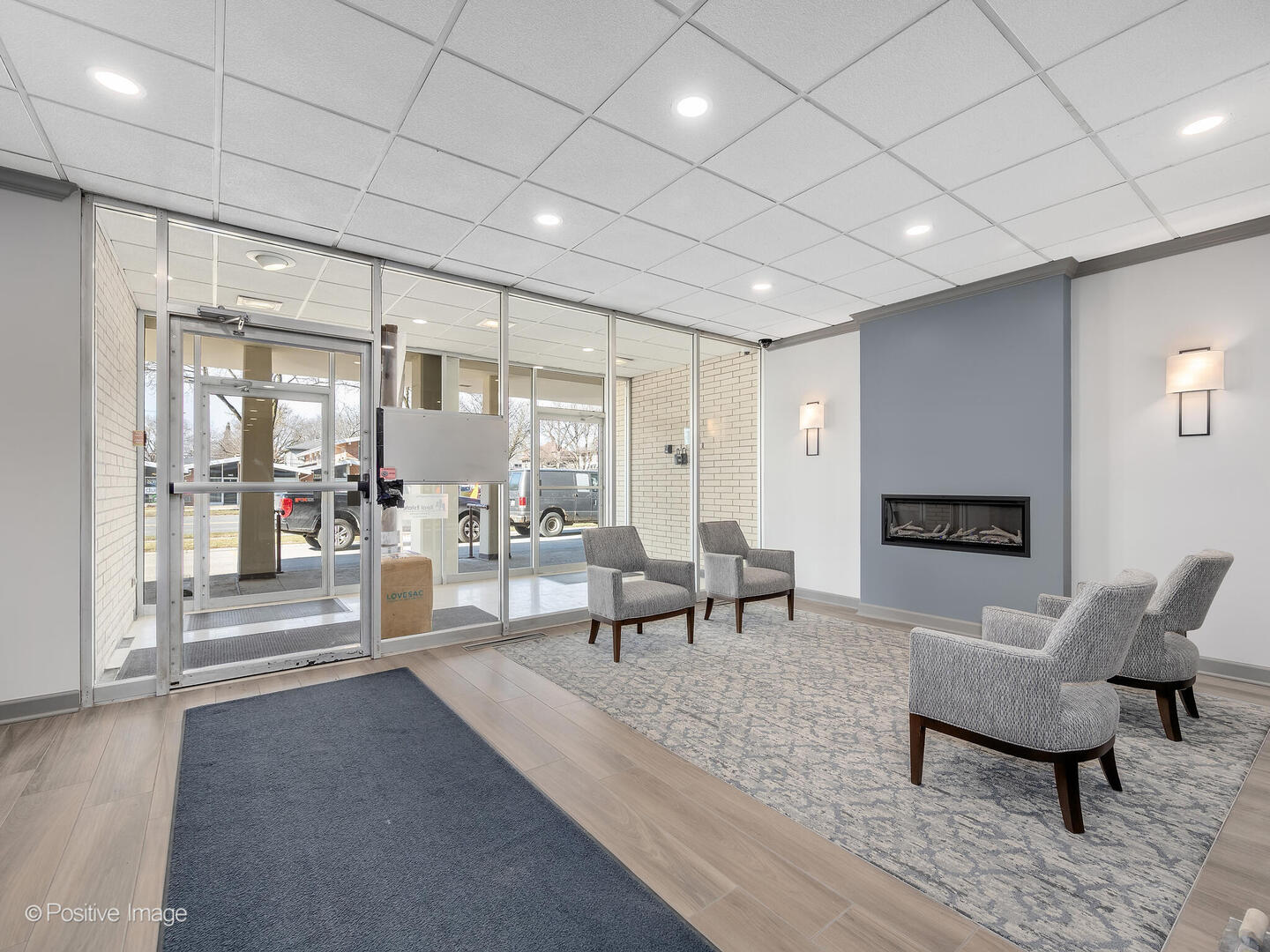 141 N La Grange Road #1006, La Grange, IL 60525