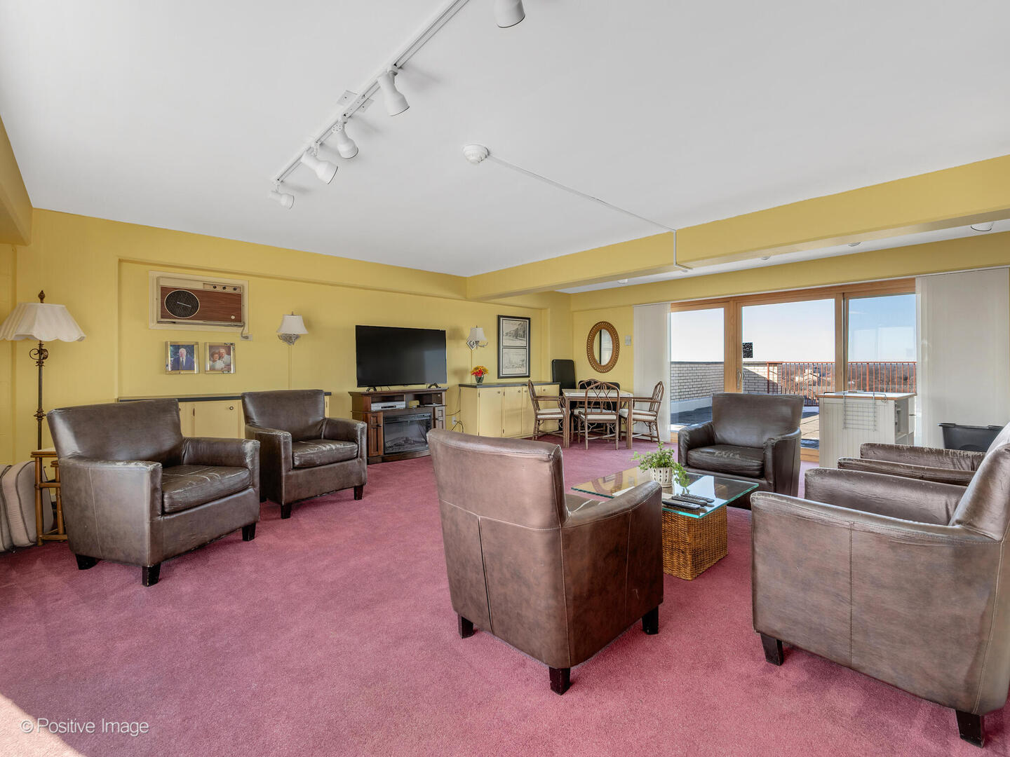 141 N La Grange Road #1006, La Grange, IL 60525