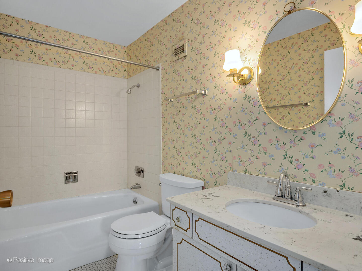 141 N La Grange Road #1006, La Grange, IL 60525