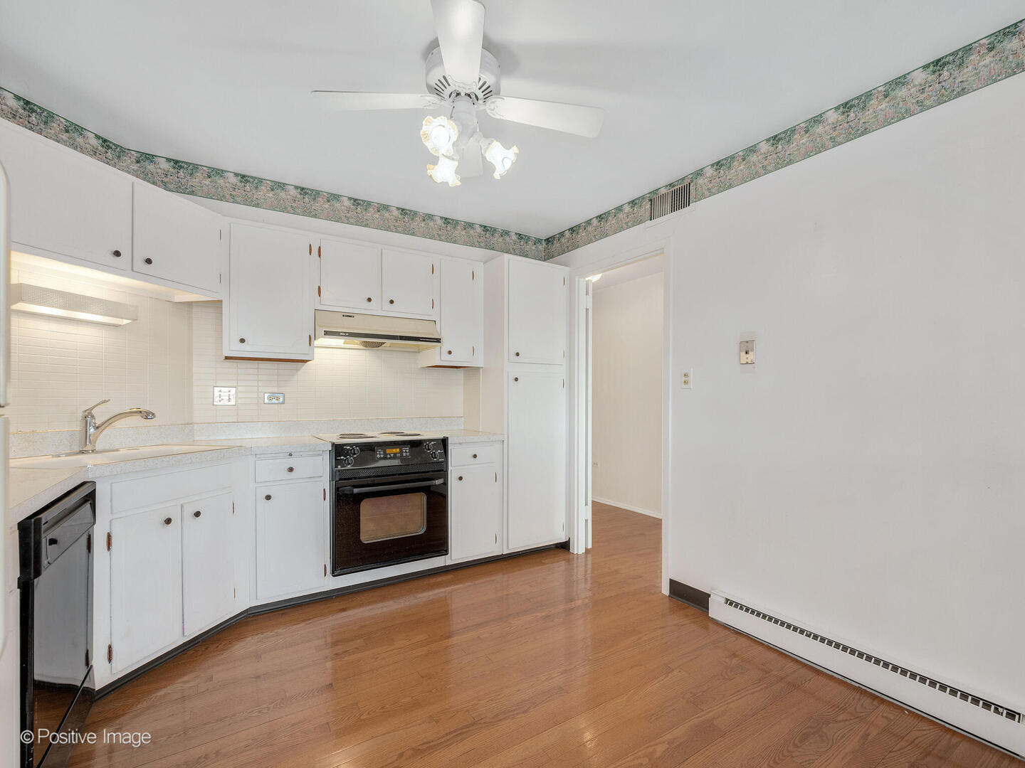 141 N La Grange Road #1006, La Grange, IL 60525