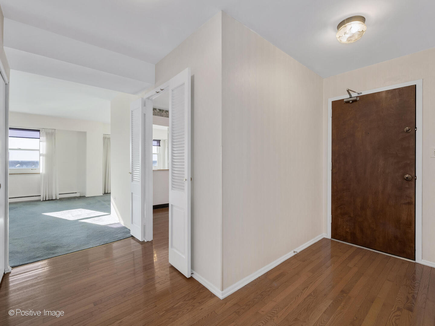 141 N La Grange Road #1006, La Grange, IL 60525