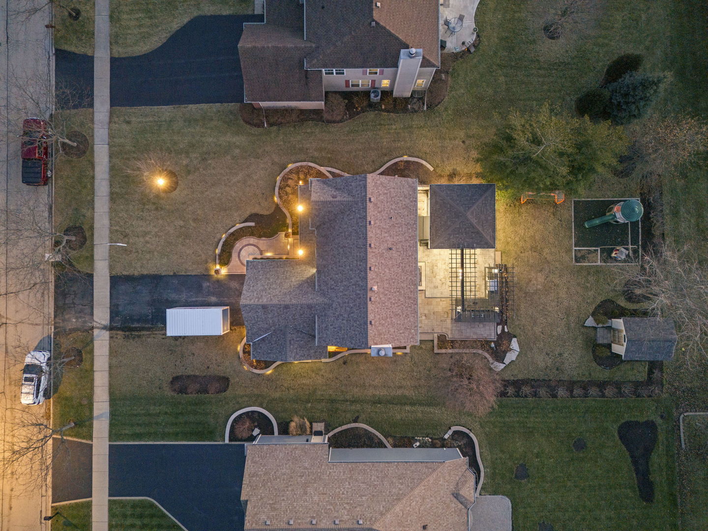 2408 Moutray Lane, North Aurora, IL 60542