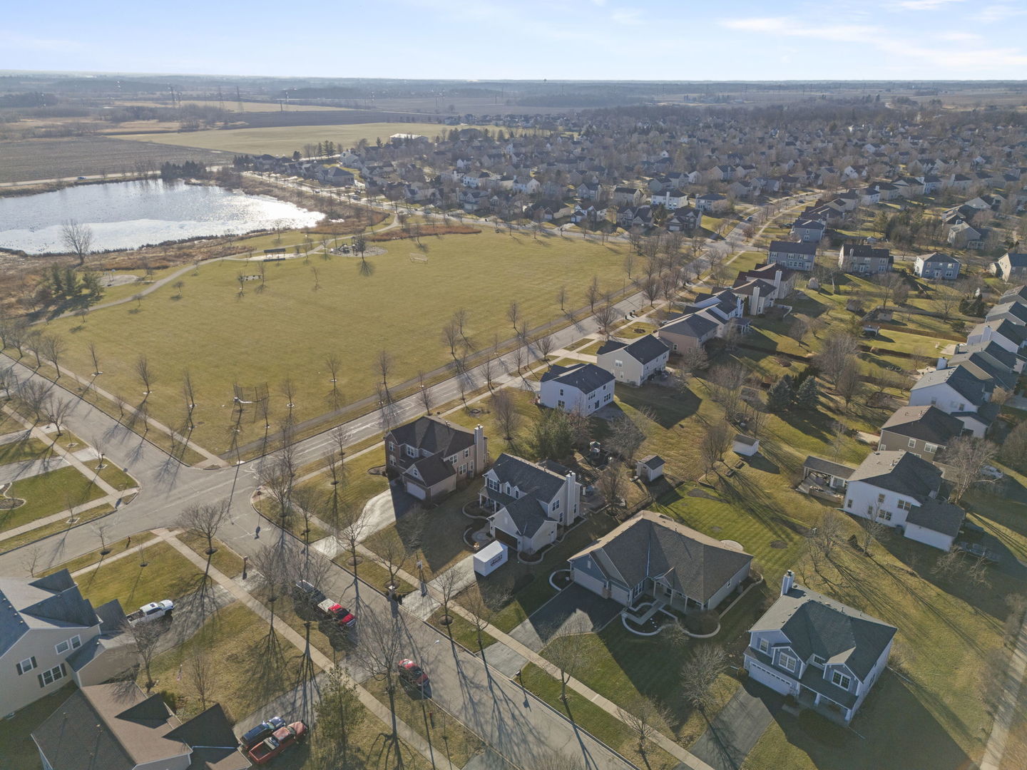 2408 Moutray Lane, North Aurora, IL 60542